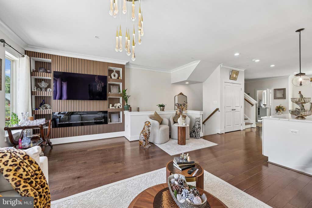 Photo of 2865 Lowen Valley Road, ALEXANDRIA, VA 22303 (MLS # VAFX2312250)
