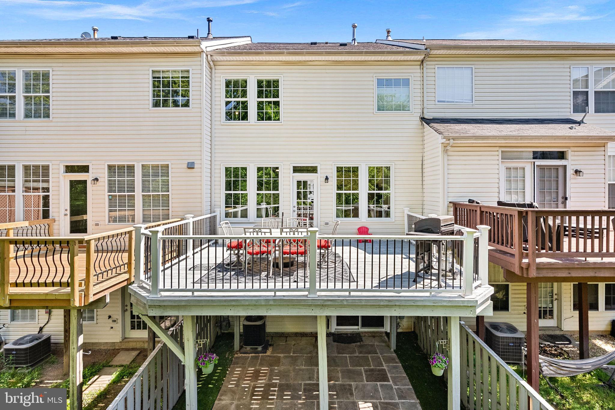 POTOMAC STATION - Residential