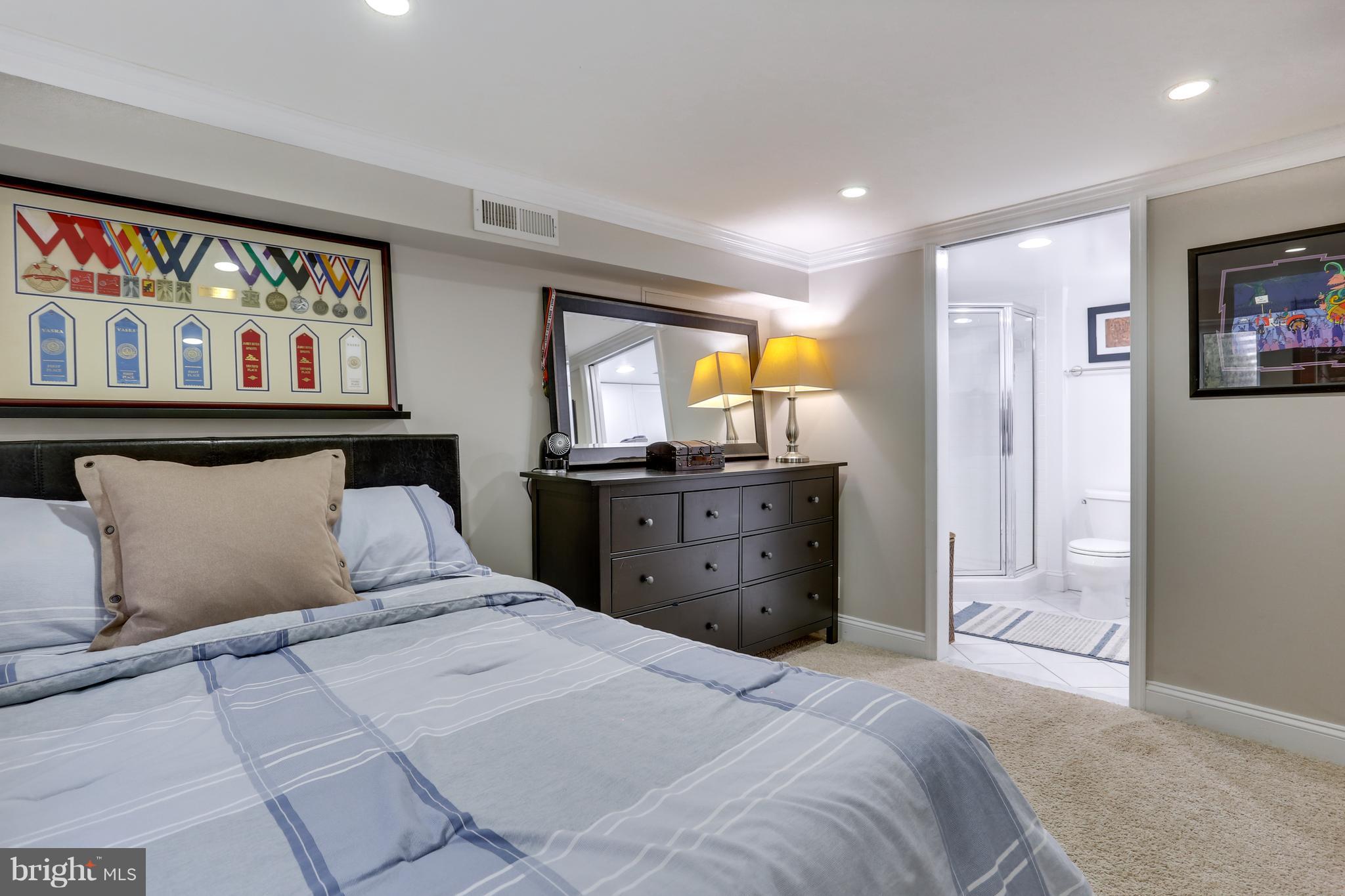 FAIRLINGTON - Residential