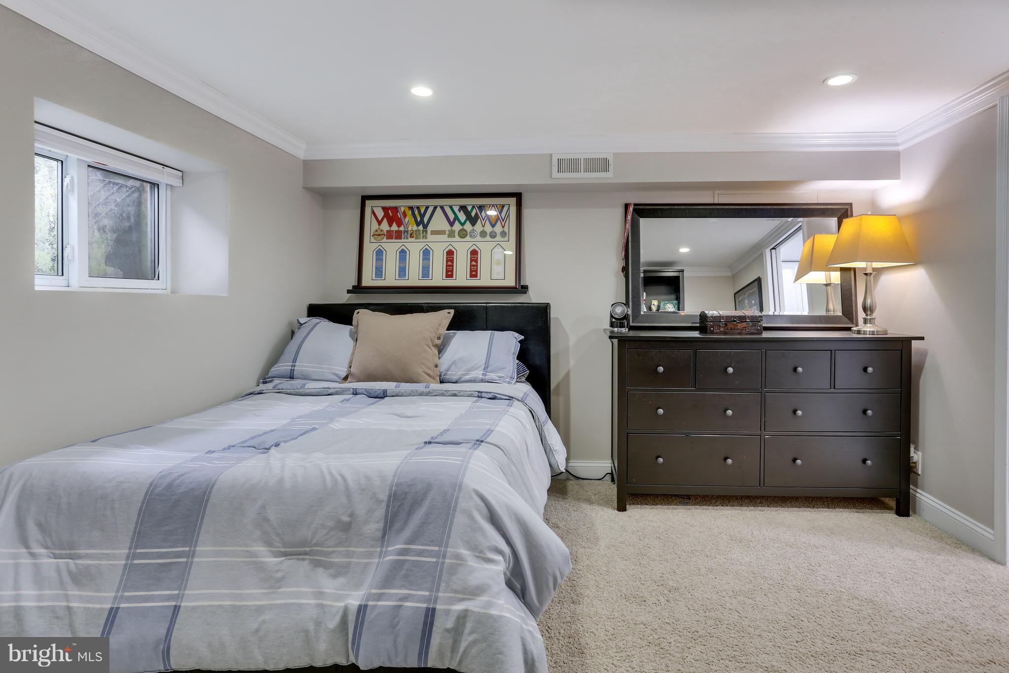 FAIRLINGTON - Residential