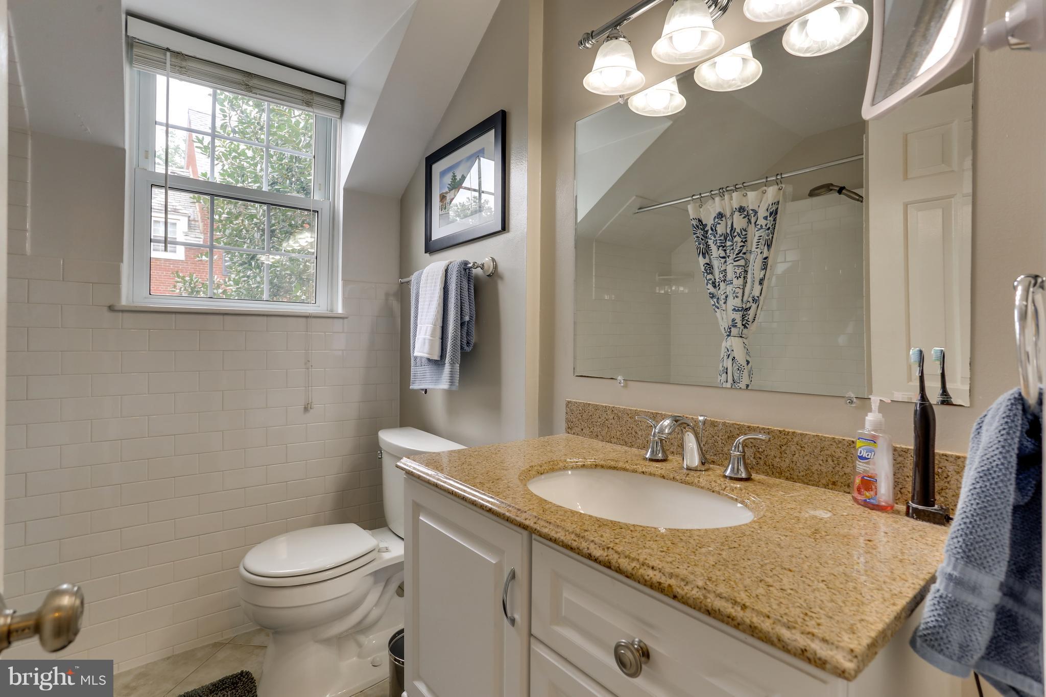 FAIRLINGTON - Residential