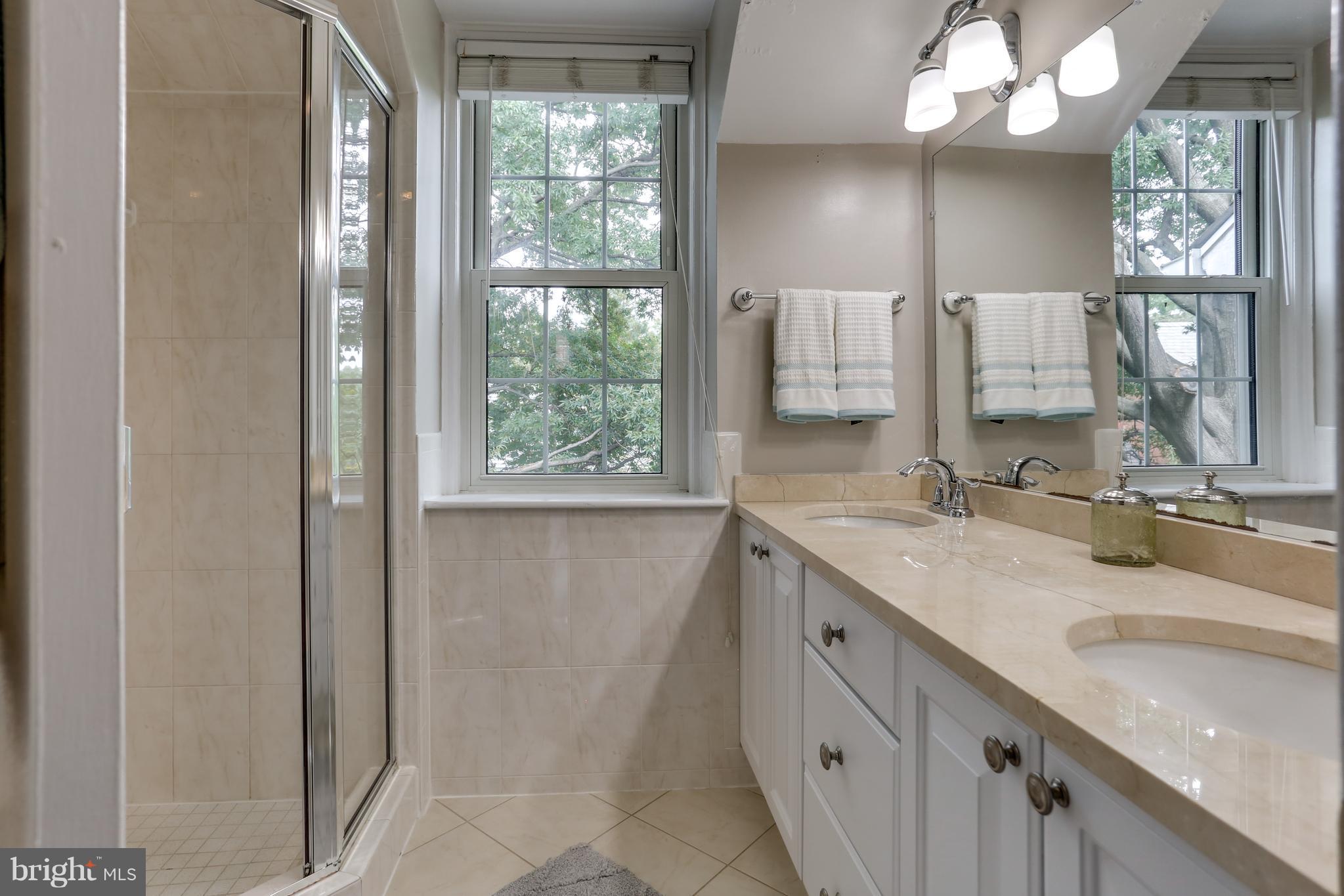 FAIRLINGTON - Residential