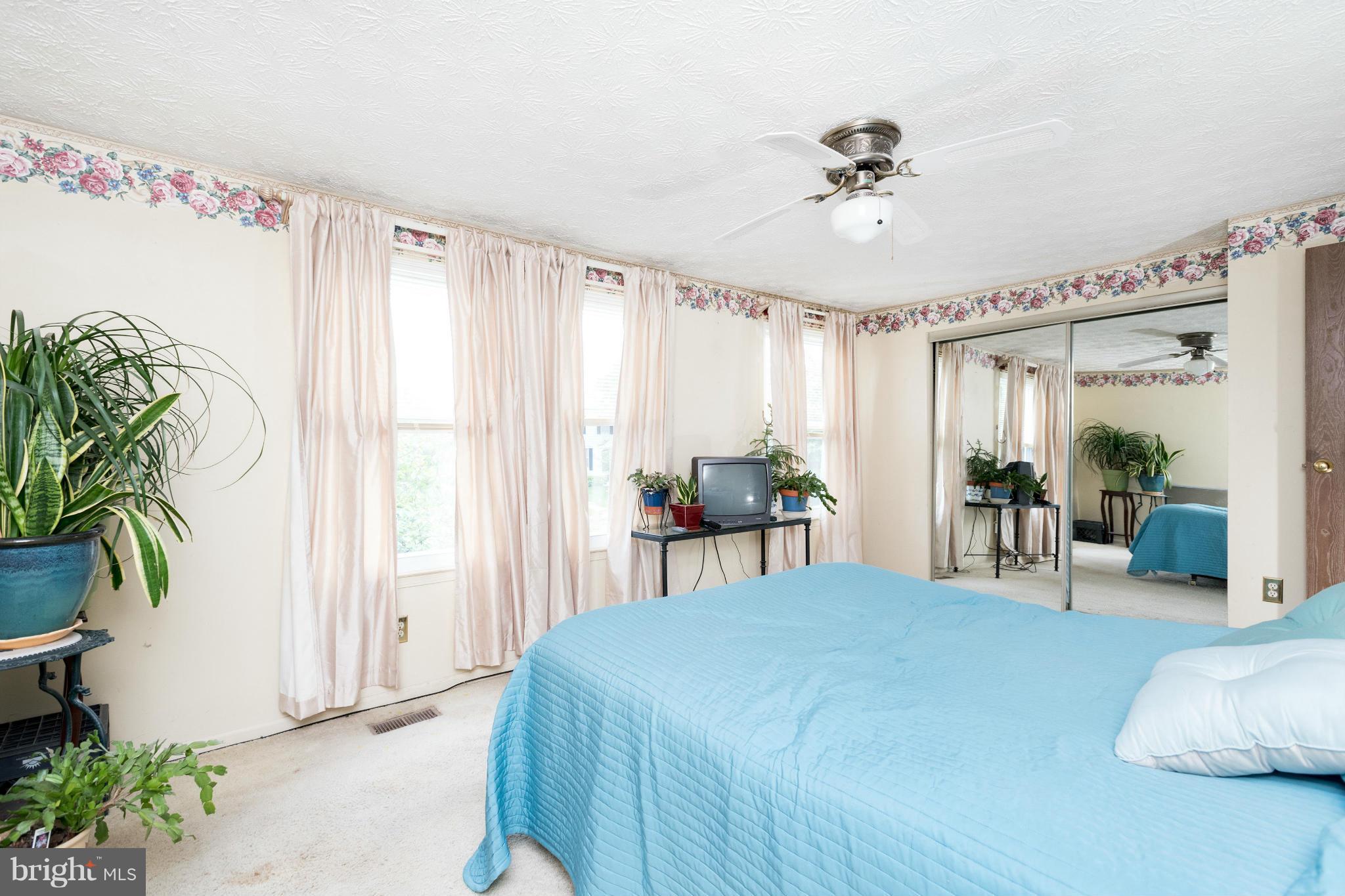 UPTON VILLAGE NORTH - Residential