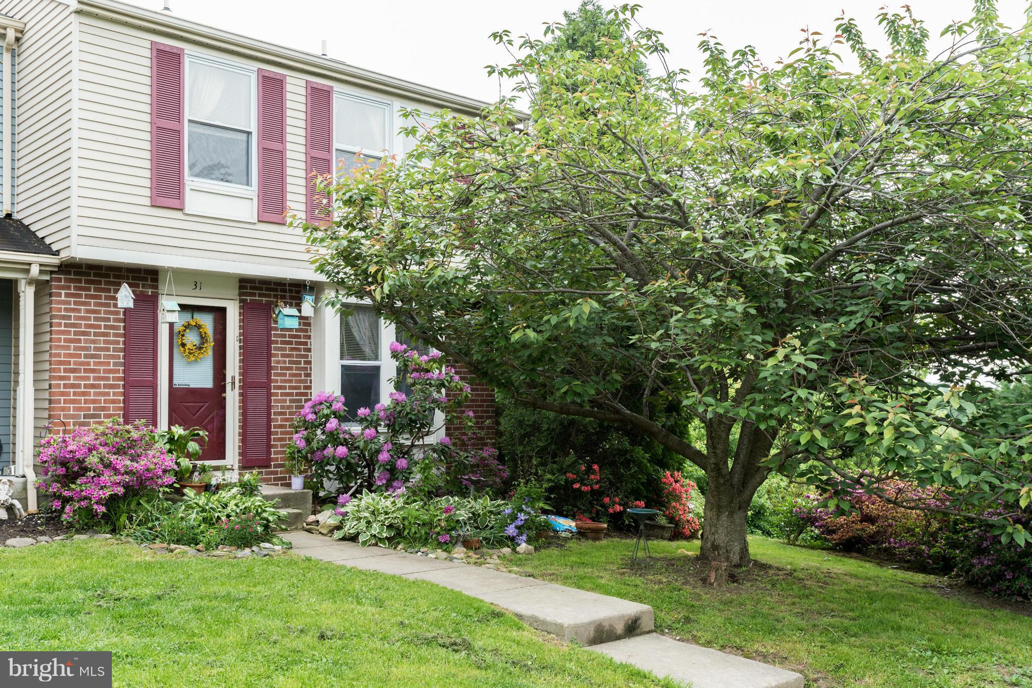 UPTON VILLAGE NORTH - Residential