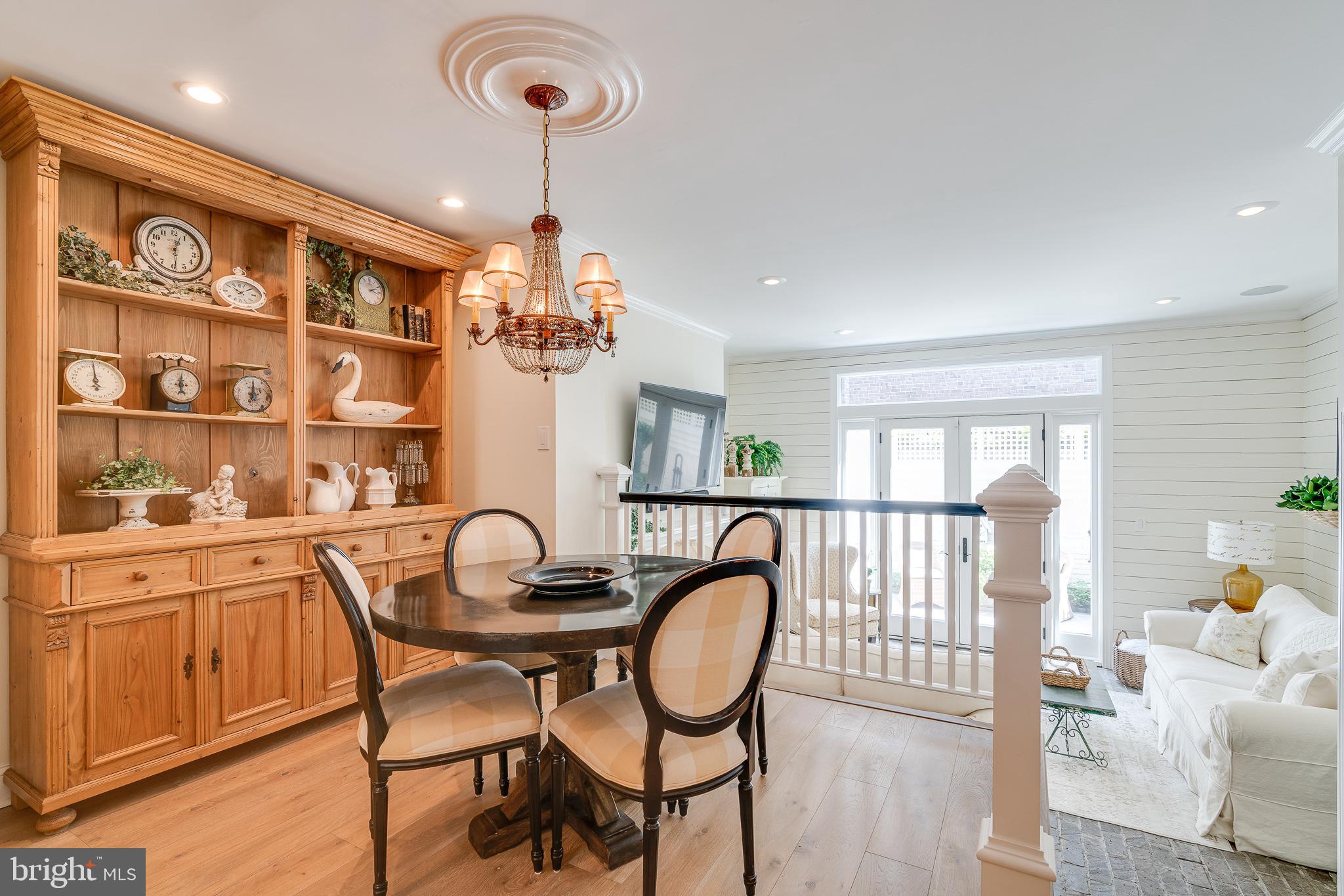 SOCIETY HILL - Residential