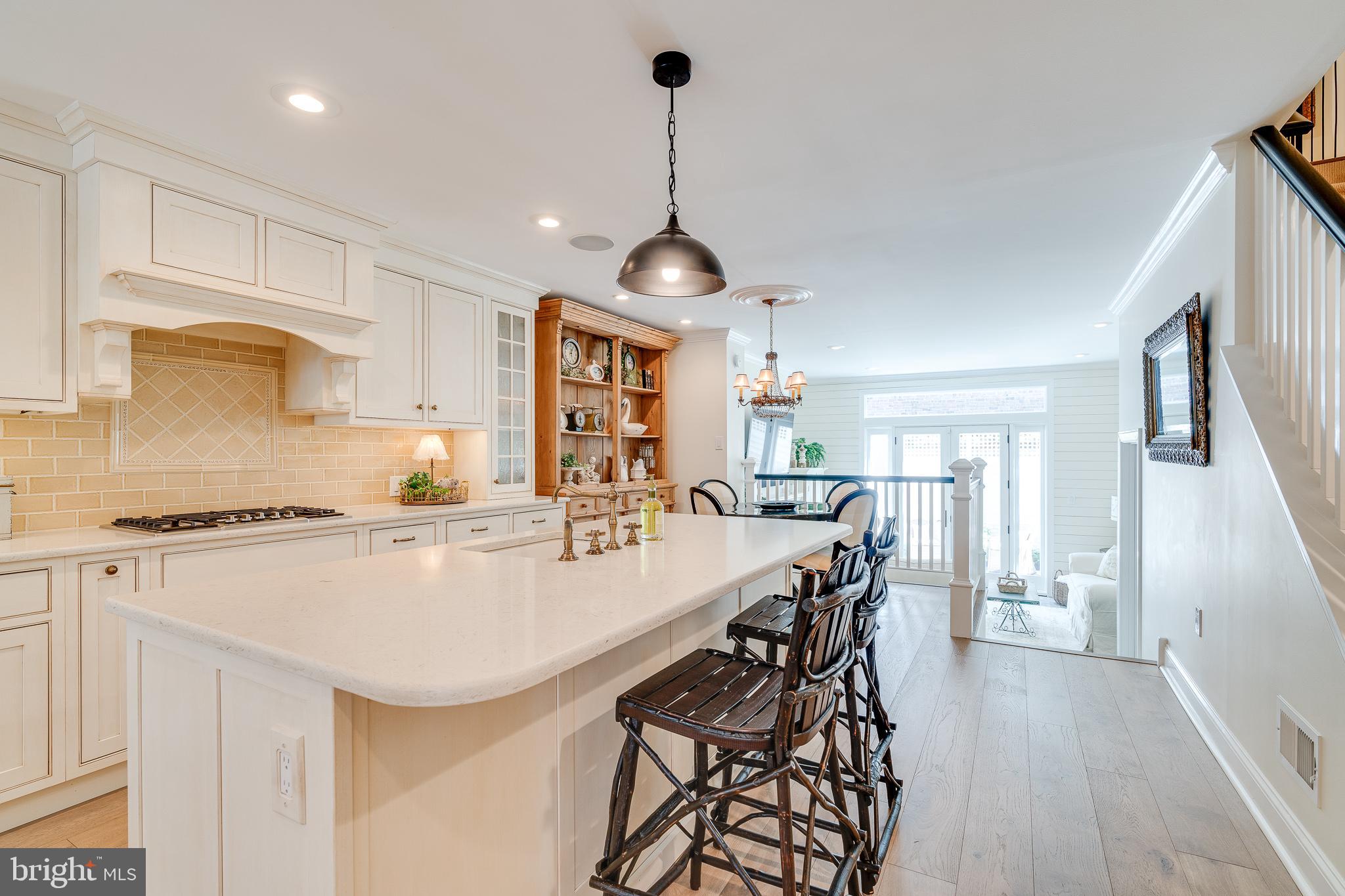 SOCIETY HILL - Residential