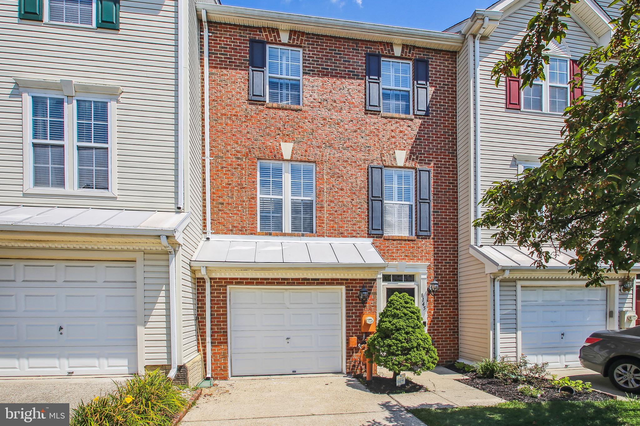 FARMINGTON VILLAGE - Residential