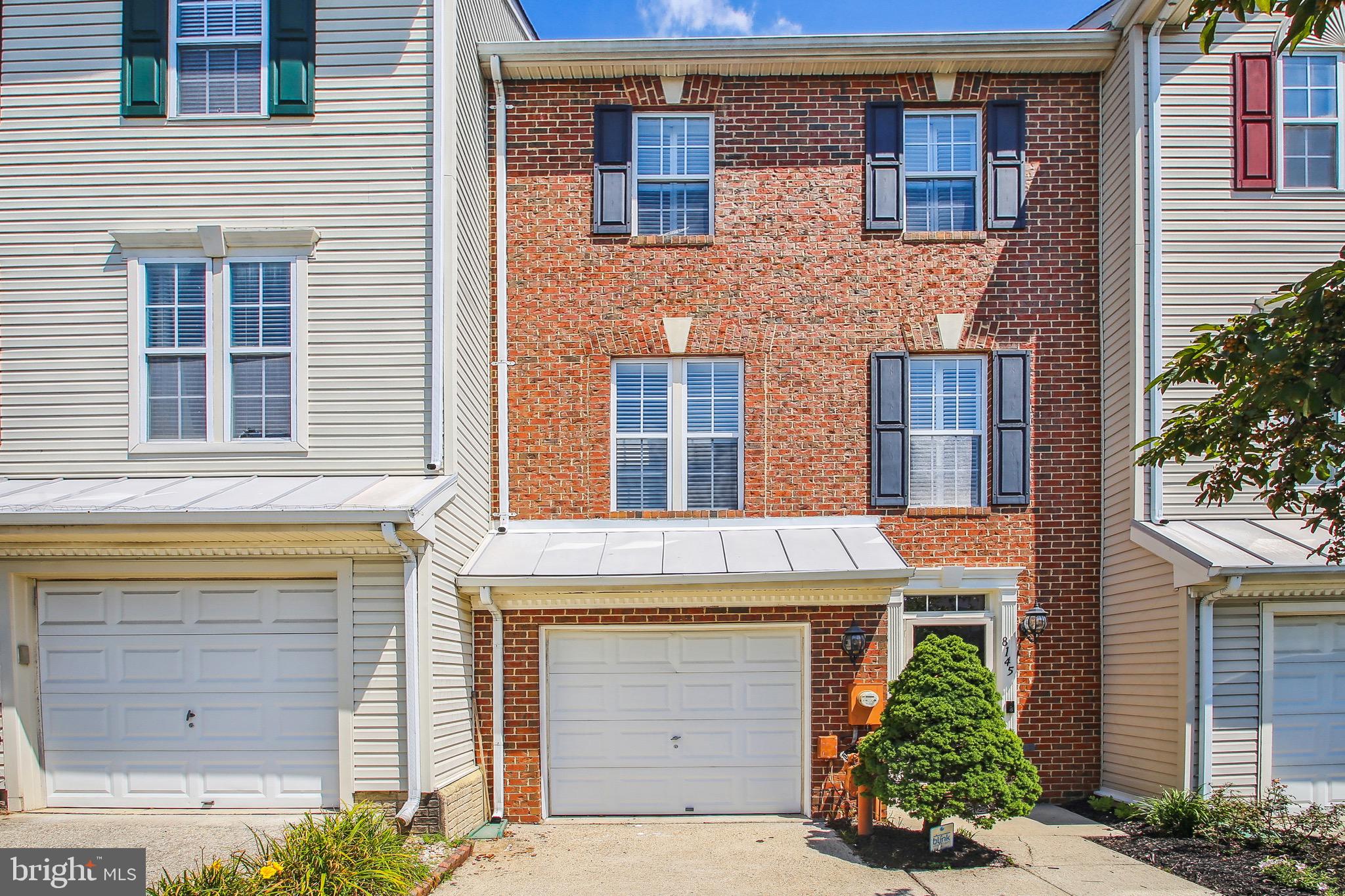 FARMINGTON VILLAGE - Residential