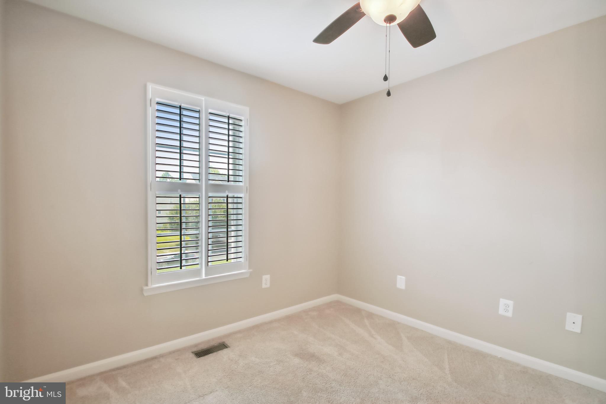 FARMINGTON VILLAGE - Residential