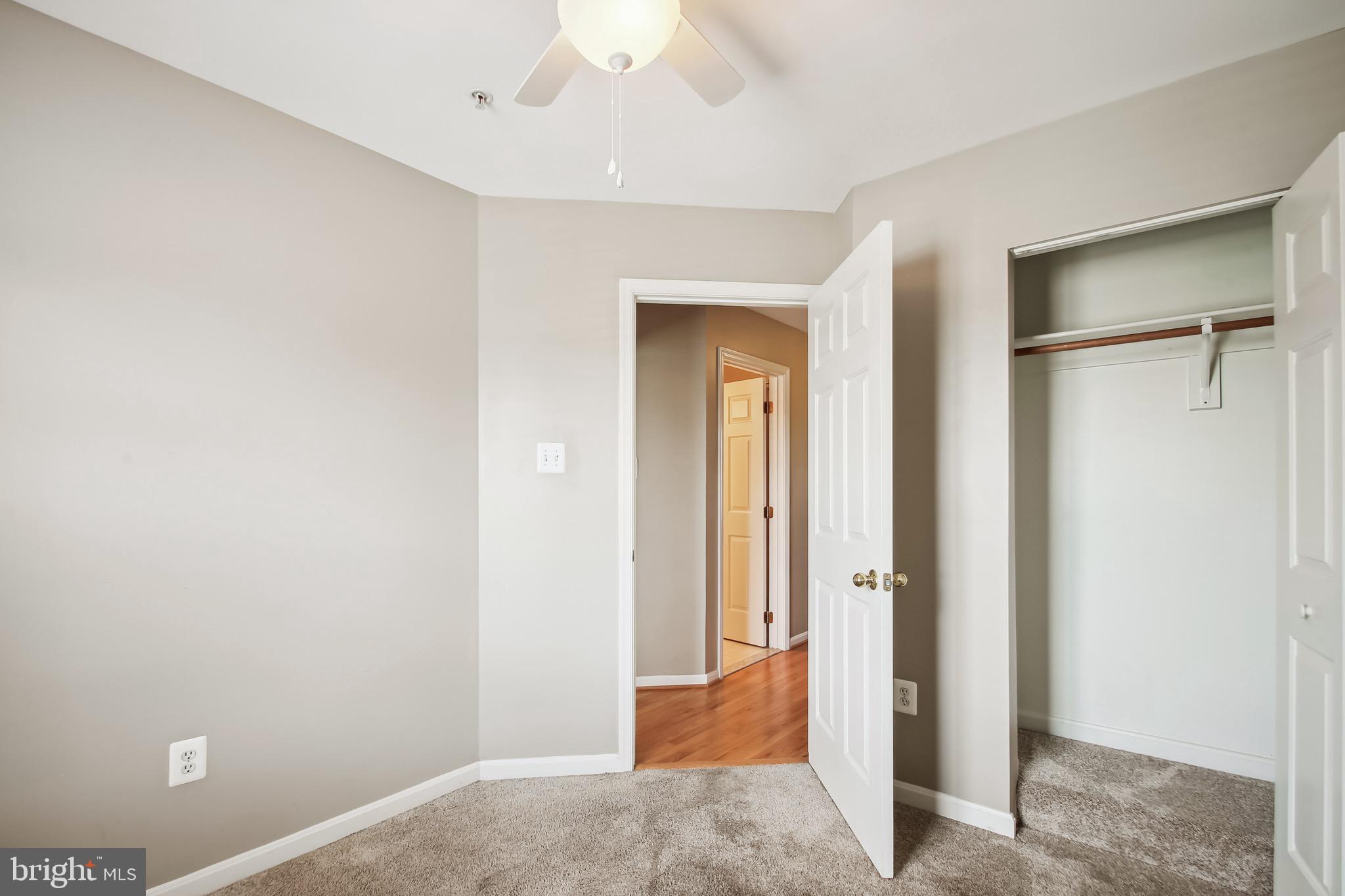 FARMINGTON VILLAGE - Residential