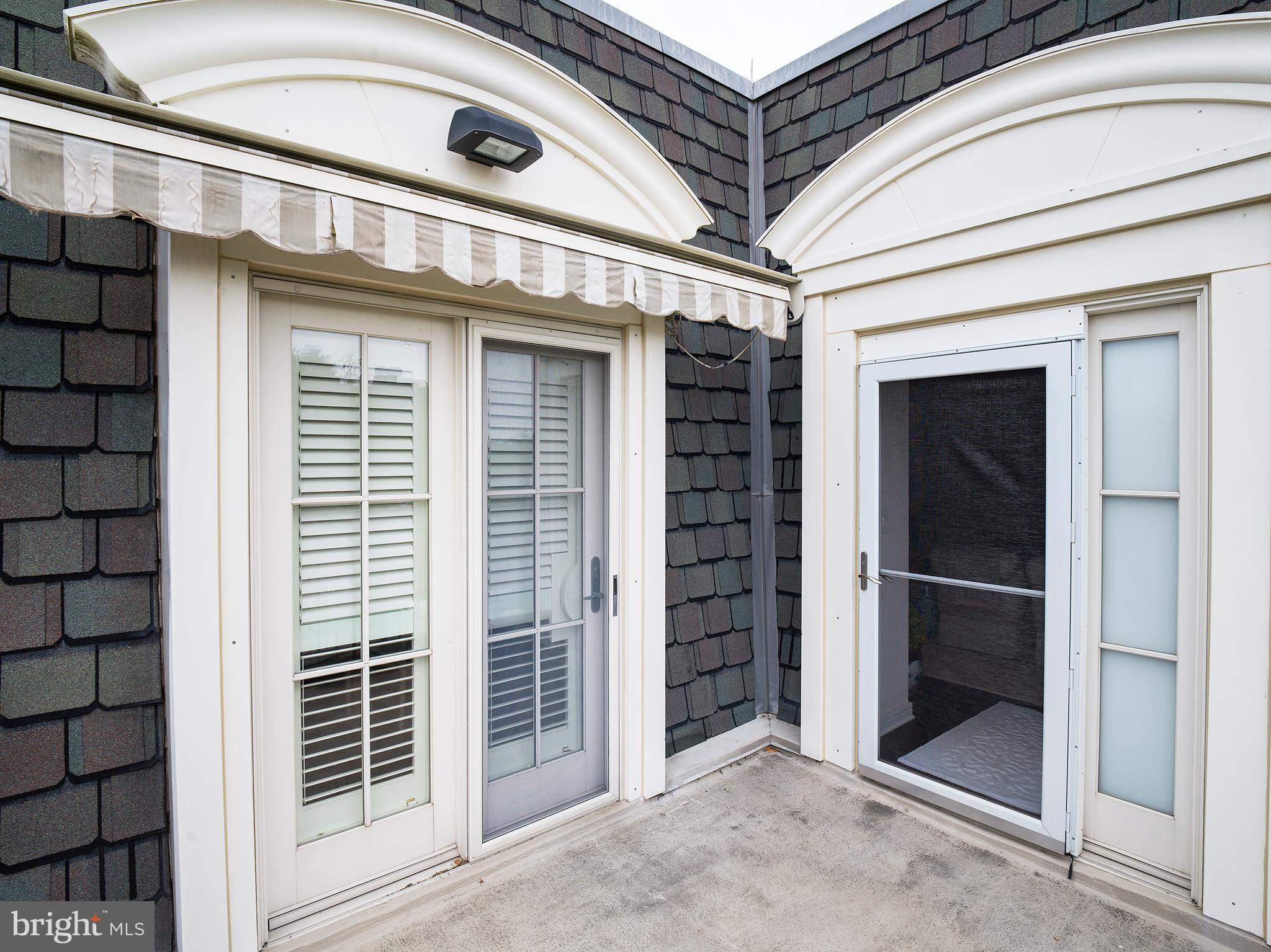 CORINTHIAN - Residential