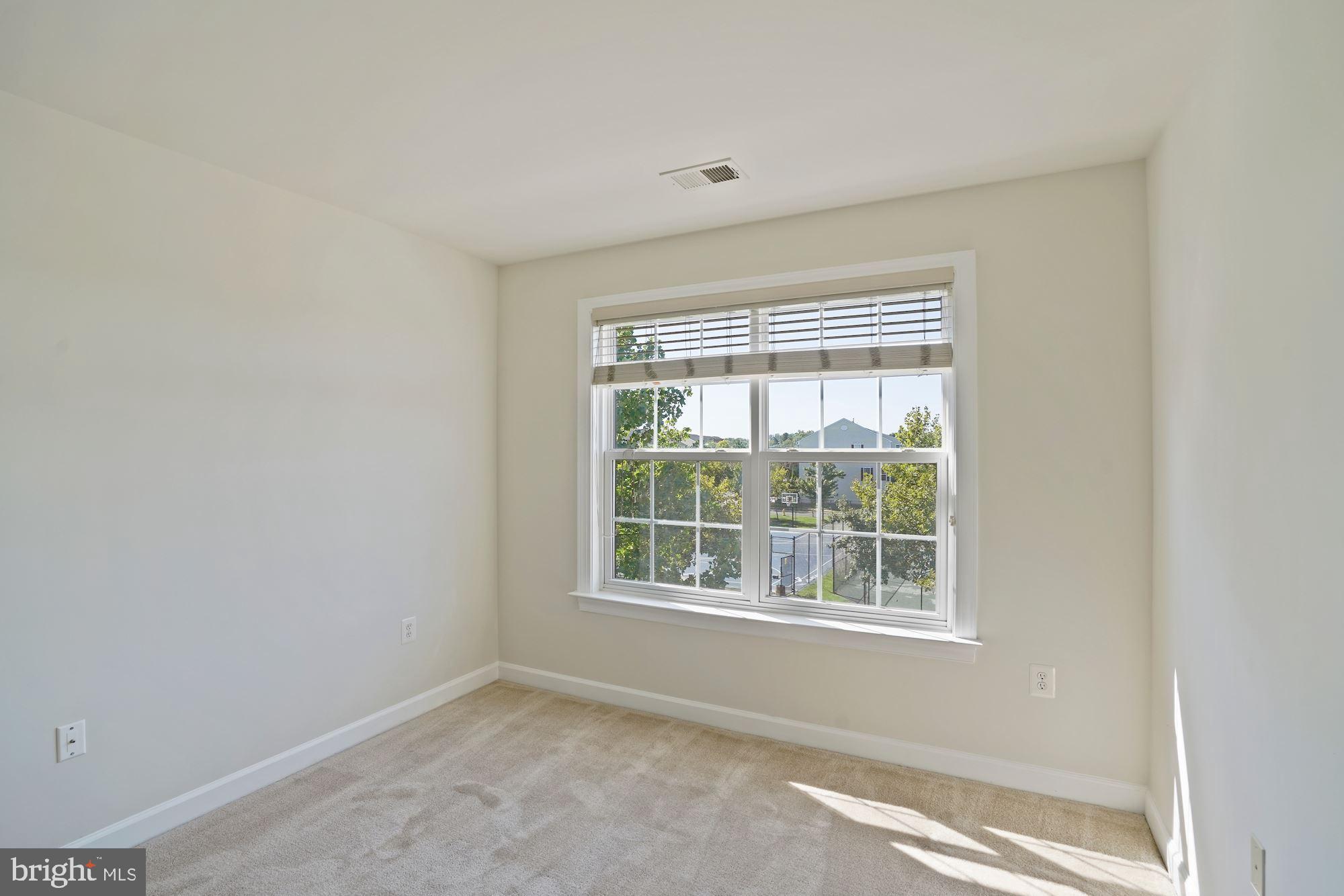 WESTMARKET LANDBAY - Residential Lease