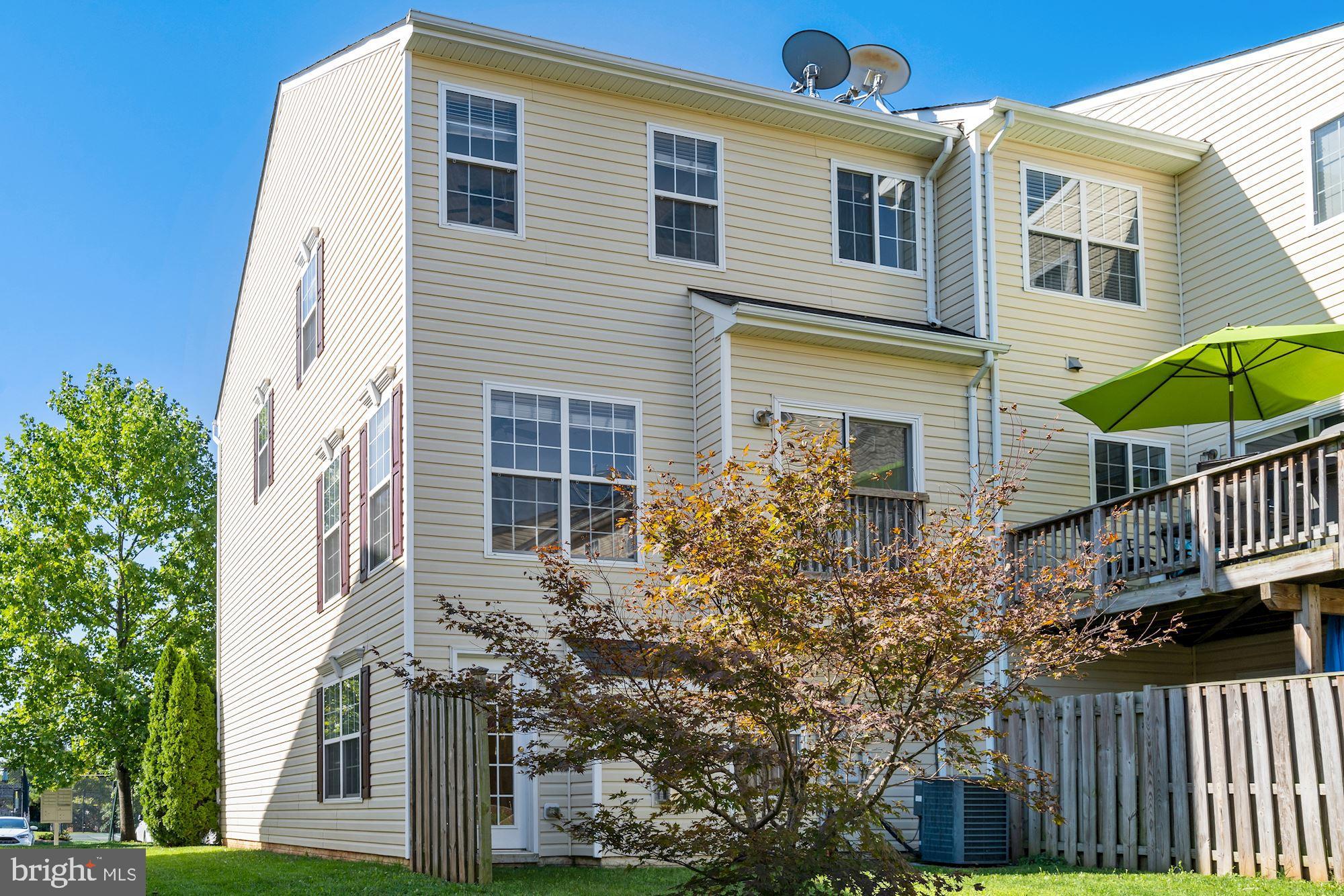 WESTMARKET LANDBAY - Residential Lease