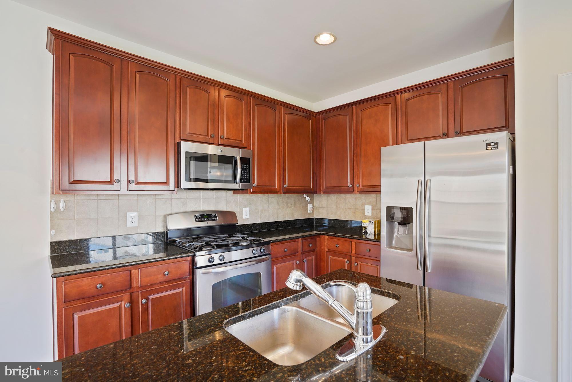 WESTMARKET LANDBAY - Residential Lease