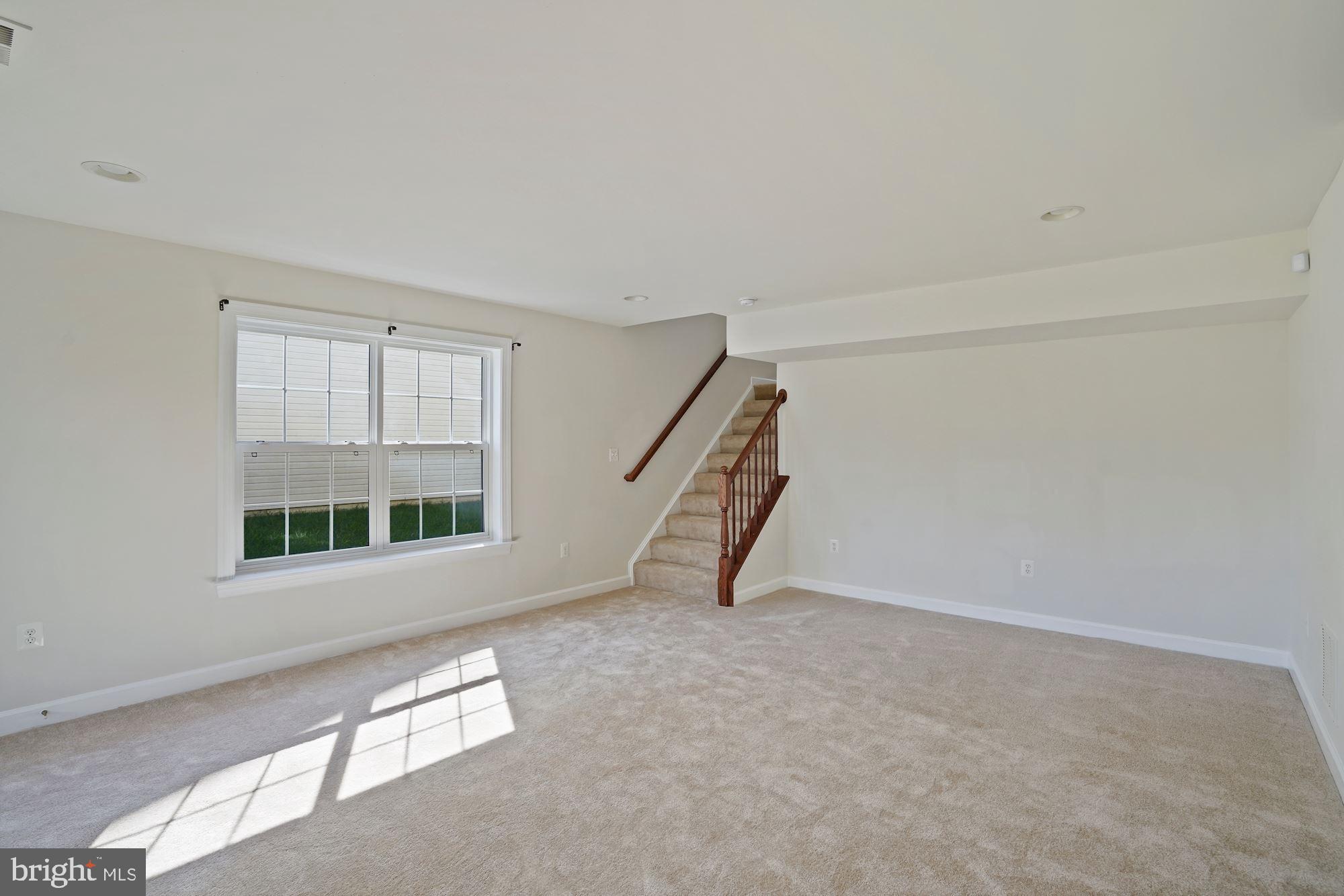 WESTMARKET LANDBAY - Residential Lease