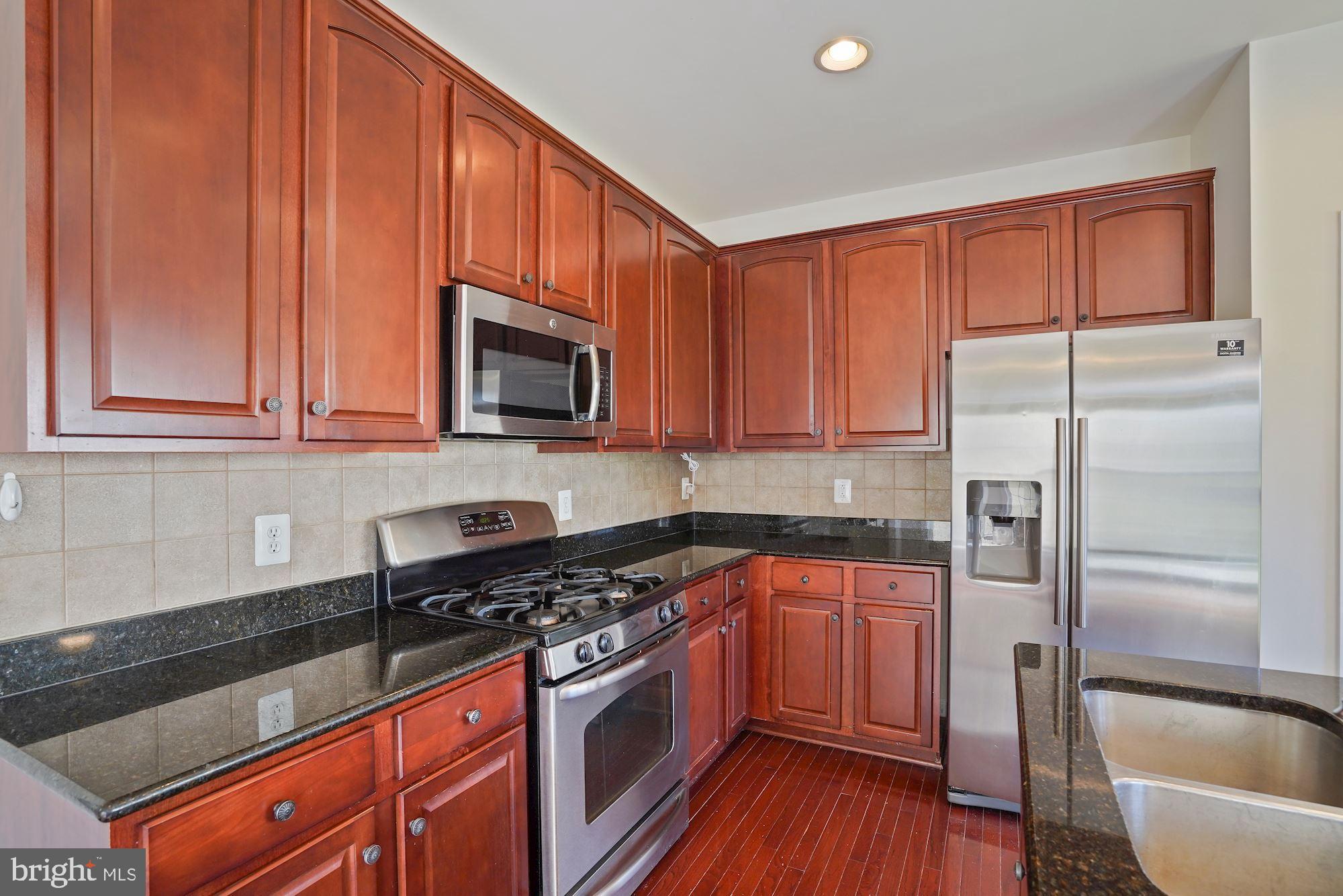 WESTMARKET LANDBAY - Residential Lease