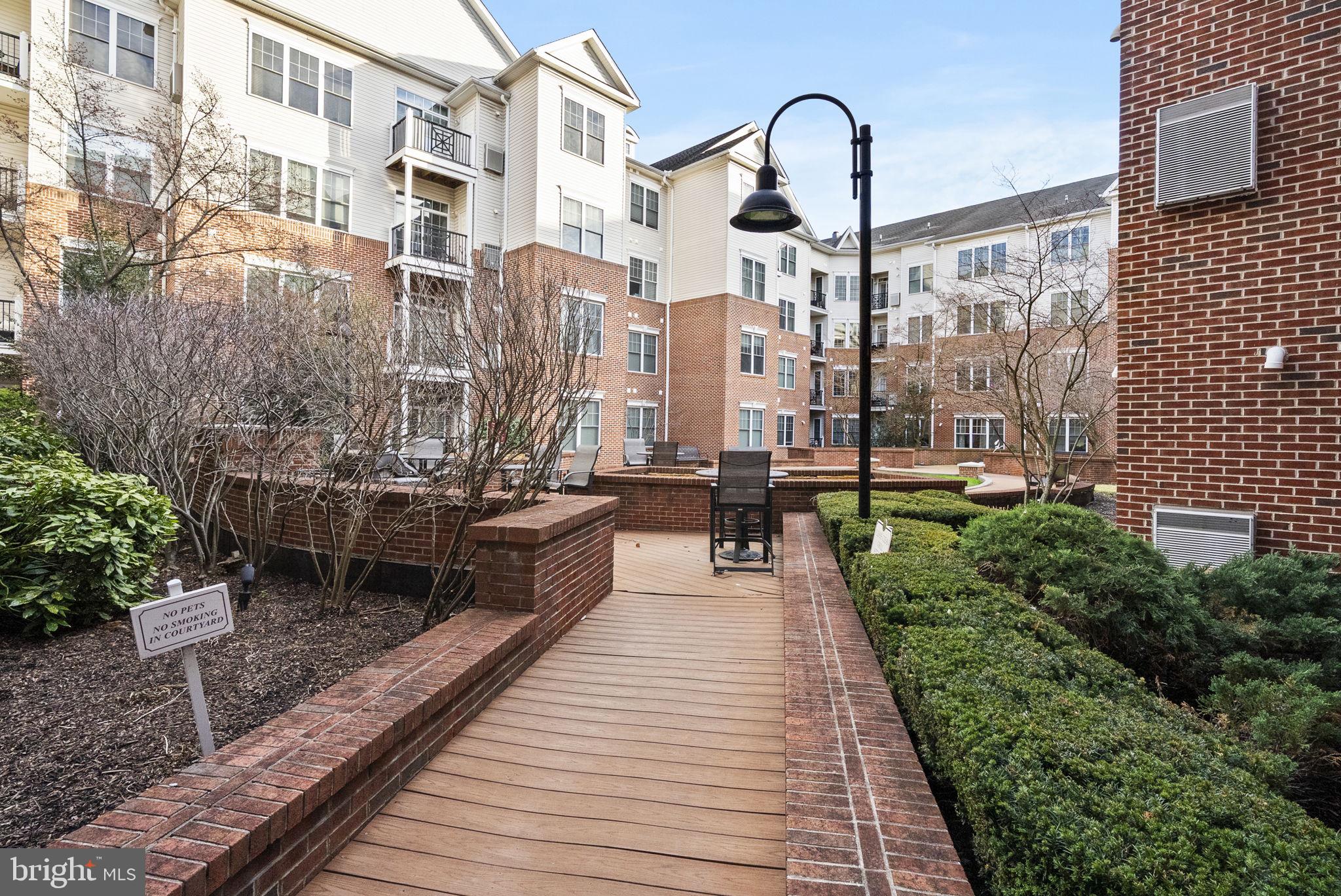 THE GRANDE AT RIVERVIEW - Residential