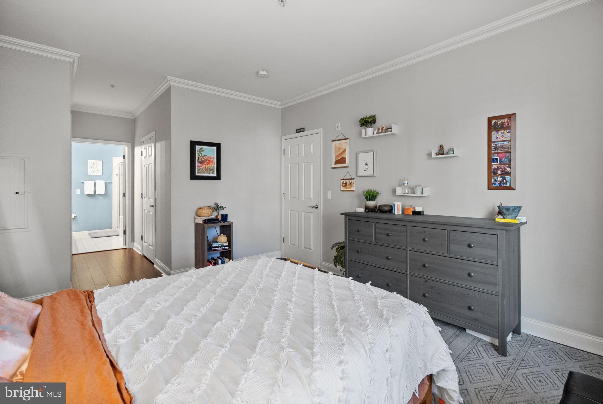 THE GRANDE AT RIVERVIEW - Residential