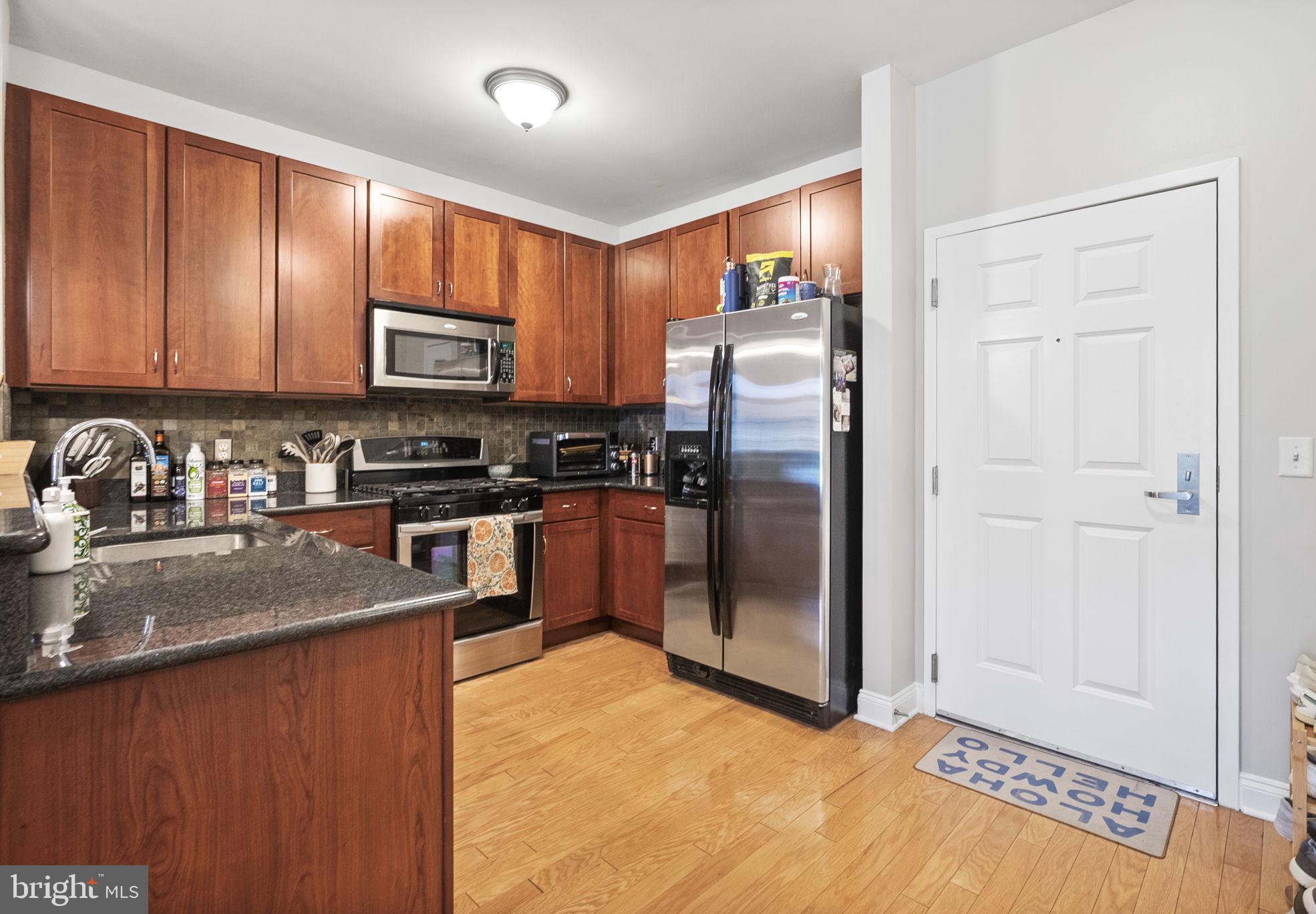 THE GRANDE AT RIVERVIEW - Residential