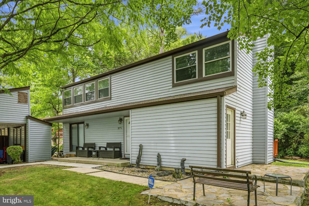 9076 GOLDAMBER GARTH