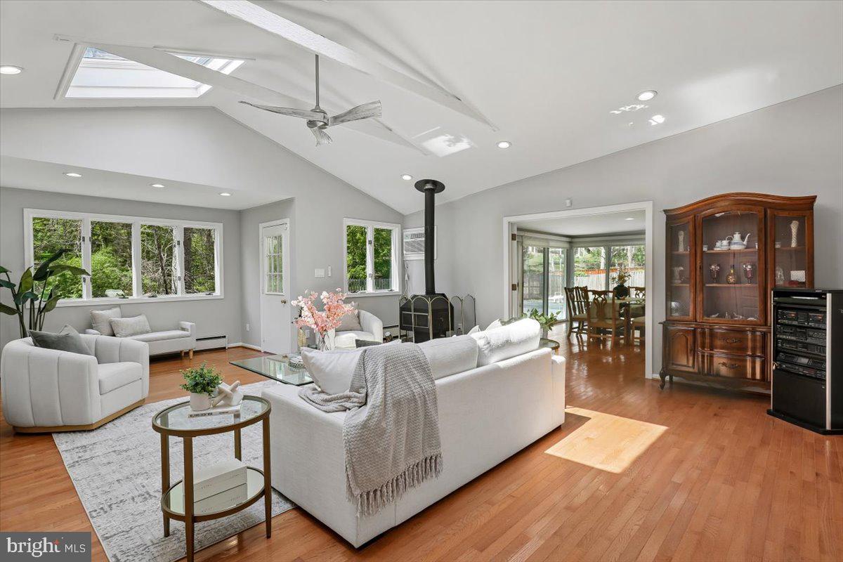 BEDFORDSHIRE - Residential