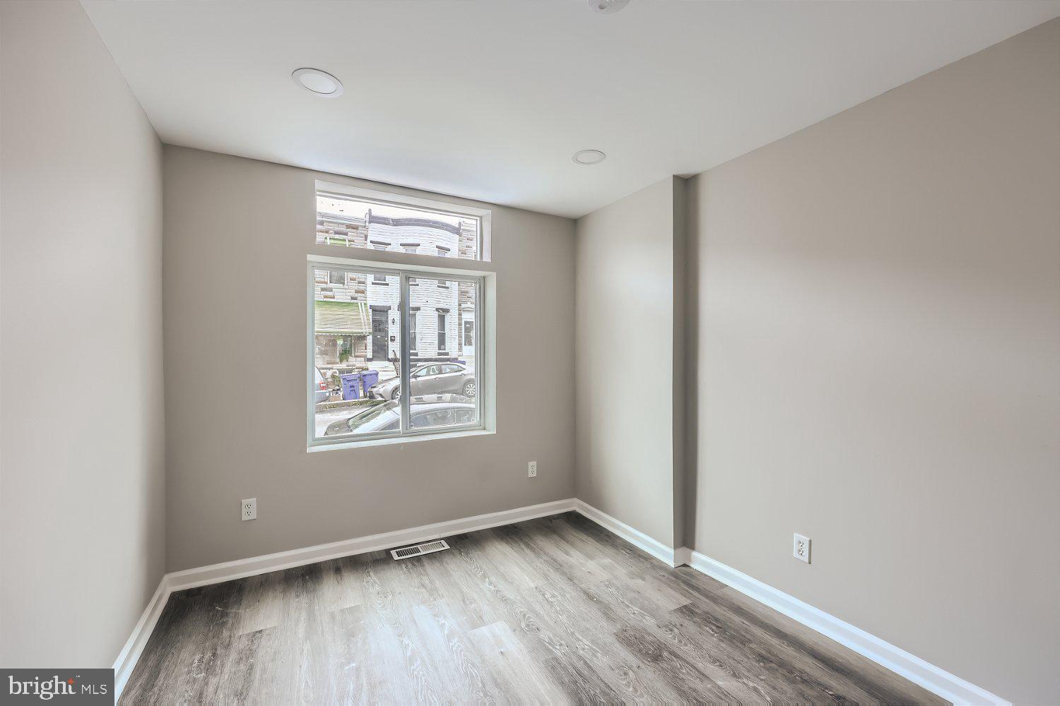 HAMPDEN HISTORIC DISTRICT - Residential