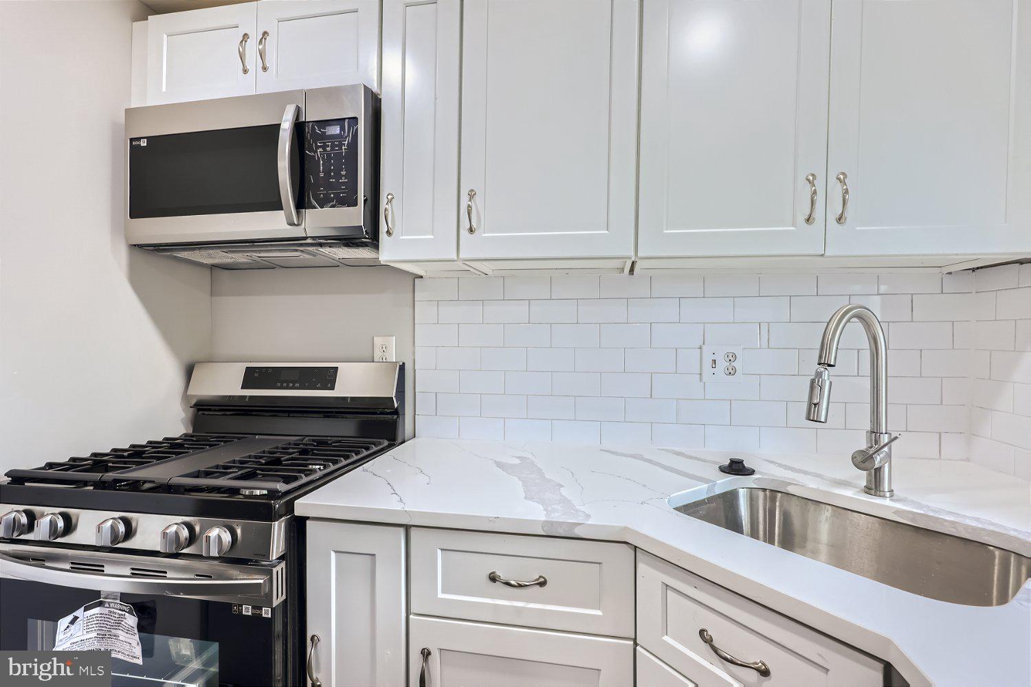 HAMPDEN HISTORIC DISTRICT - Residential