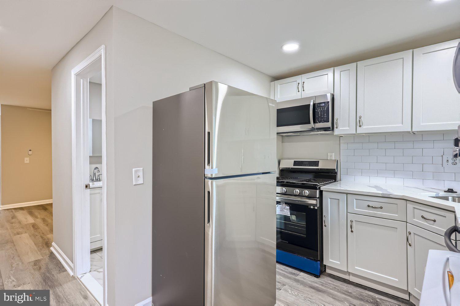 HAMPDEN HISTORIC DISTRICT - Residential