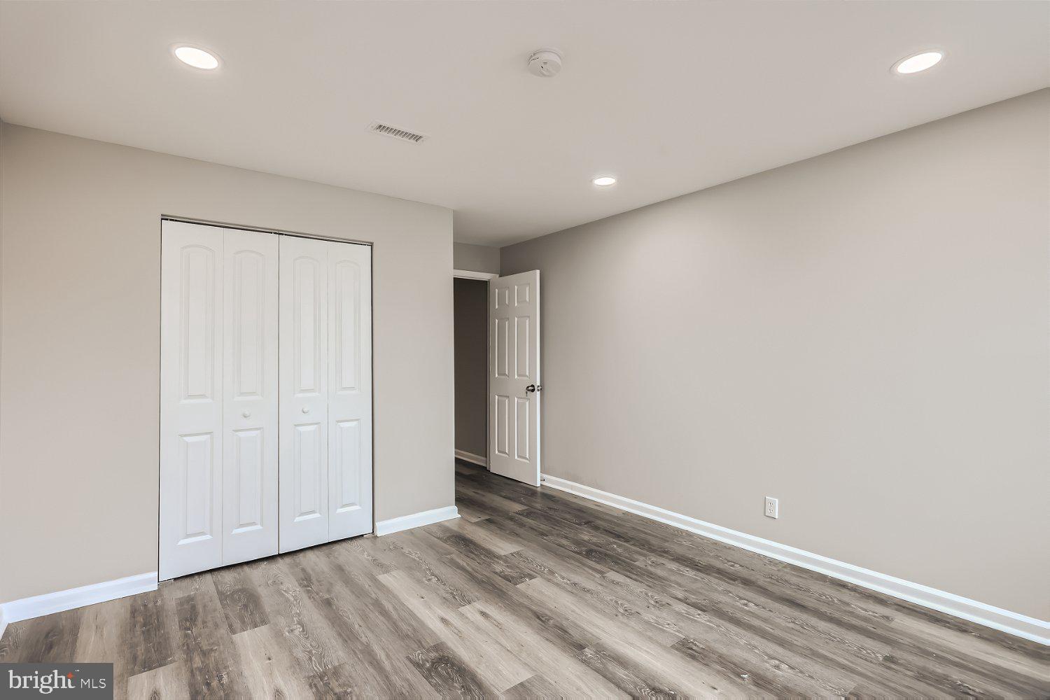 HAMPDEN HISTORIC DISTRICT - Residential