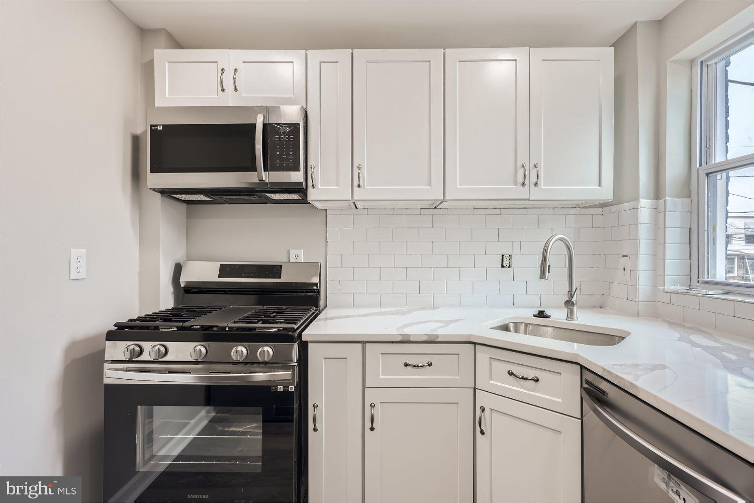 HAMPDEN HISTORIC DISTRICT - Residential