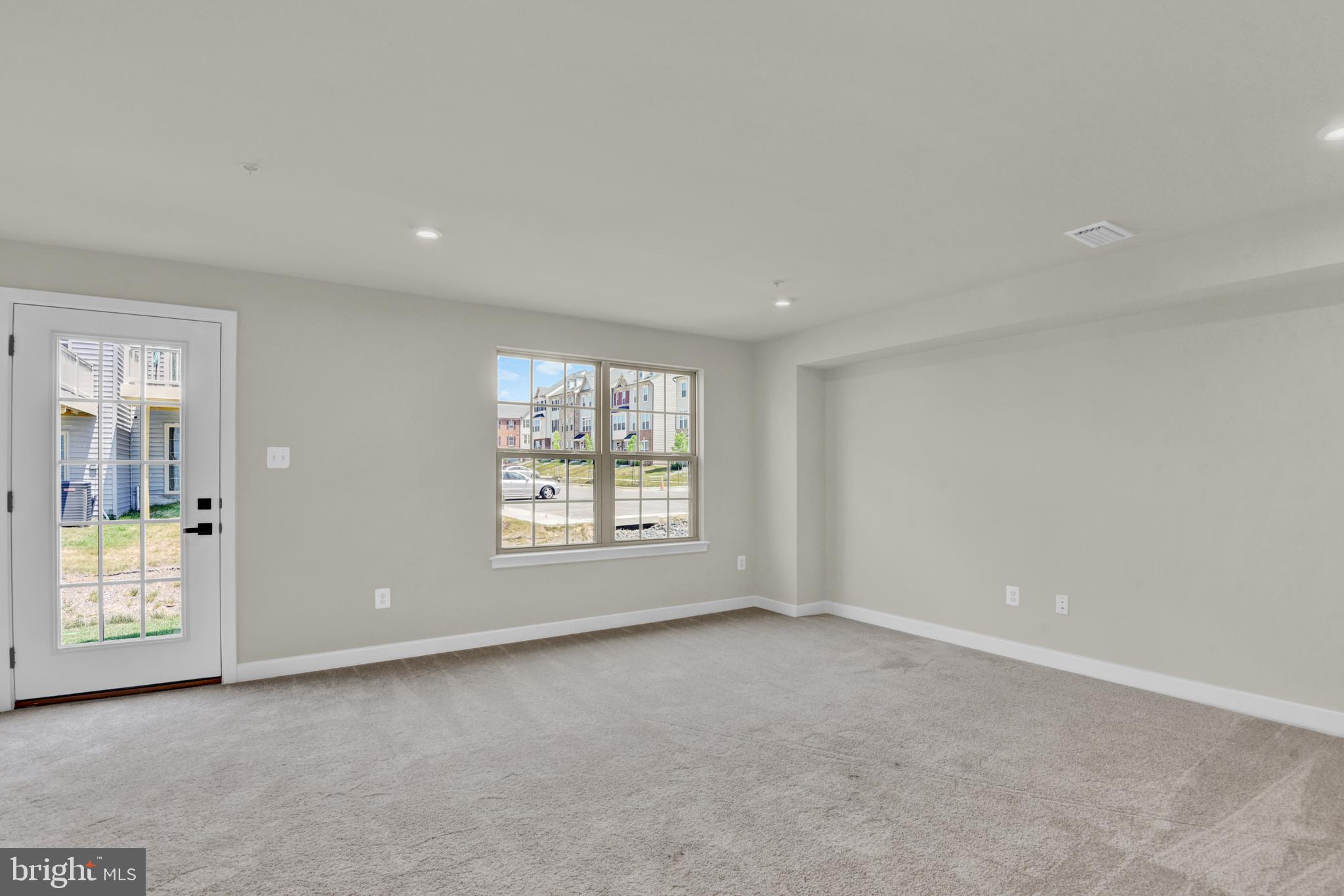 PARKSIDE - Residential