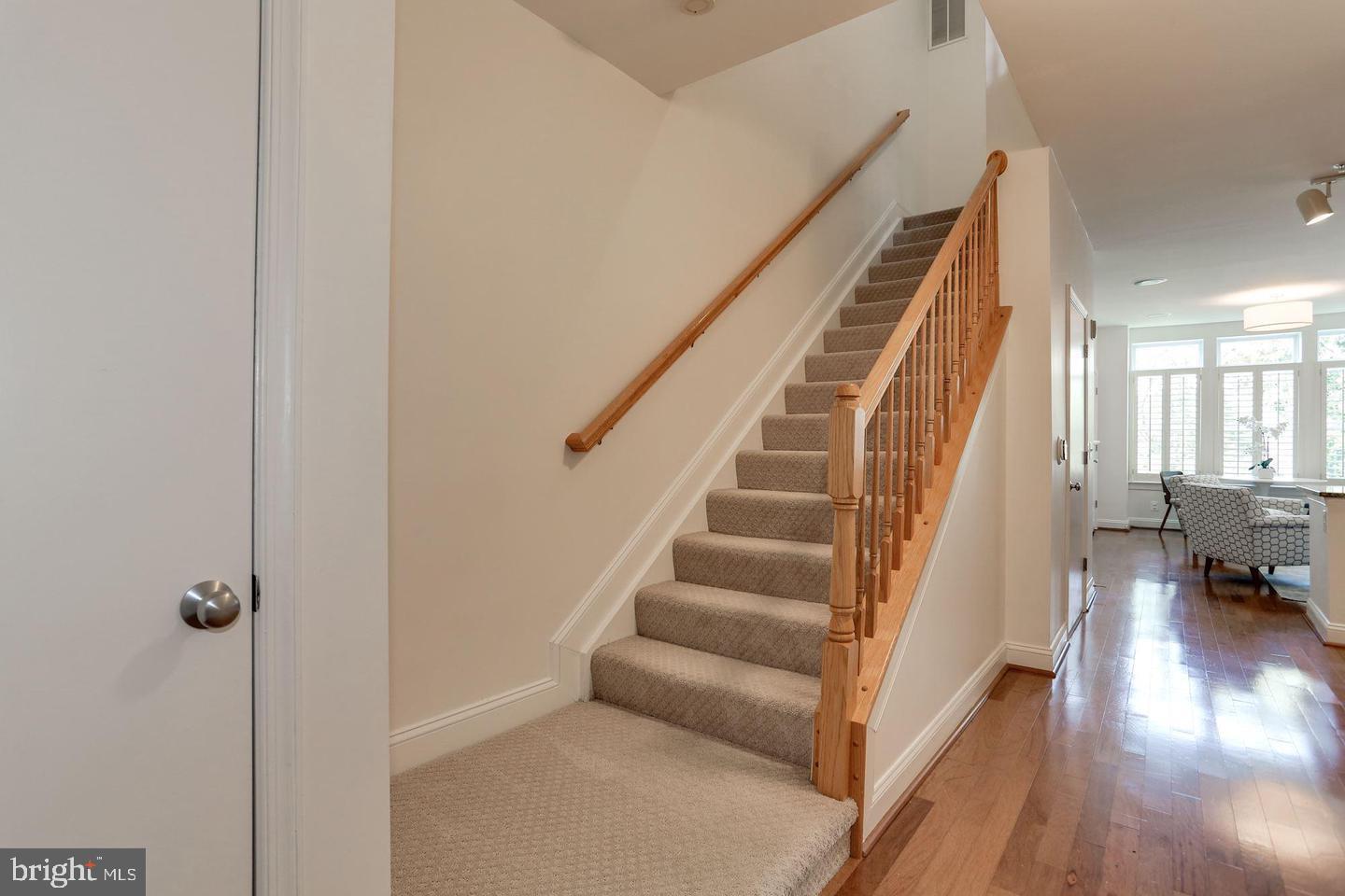 1633 N COLONIAL TERRACE 411