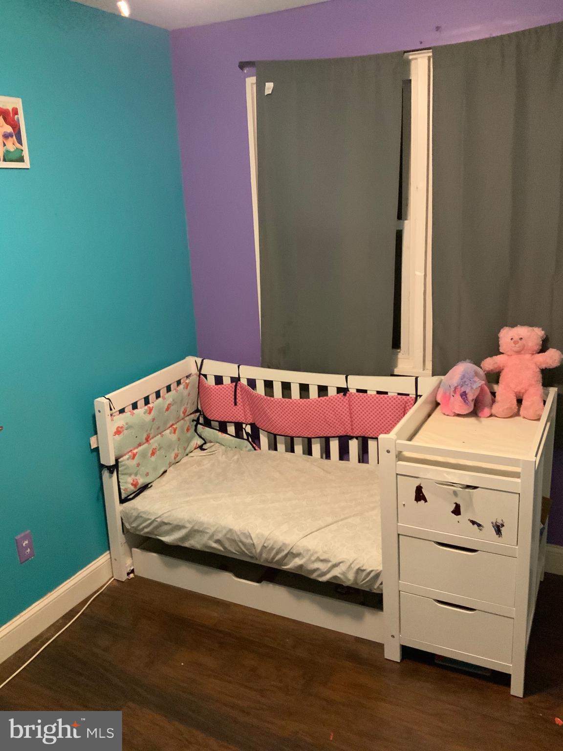 PALMER PARK 01 - Residential