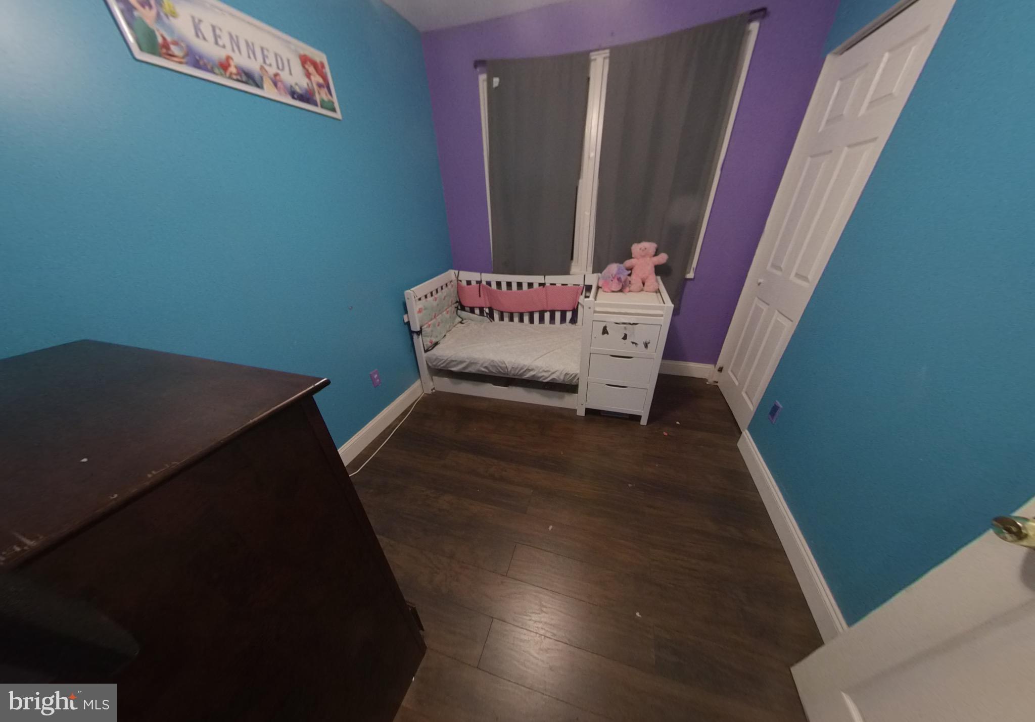 PALMER PARK 01 - Residential