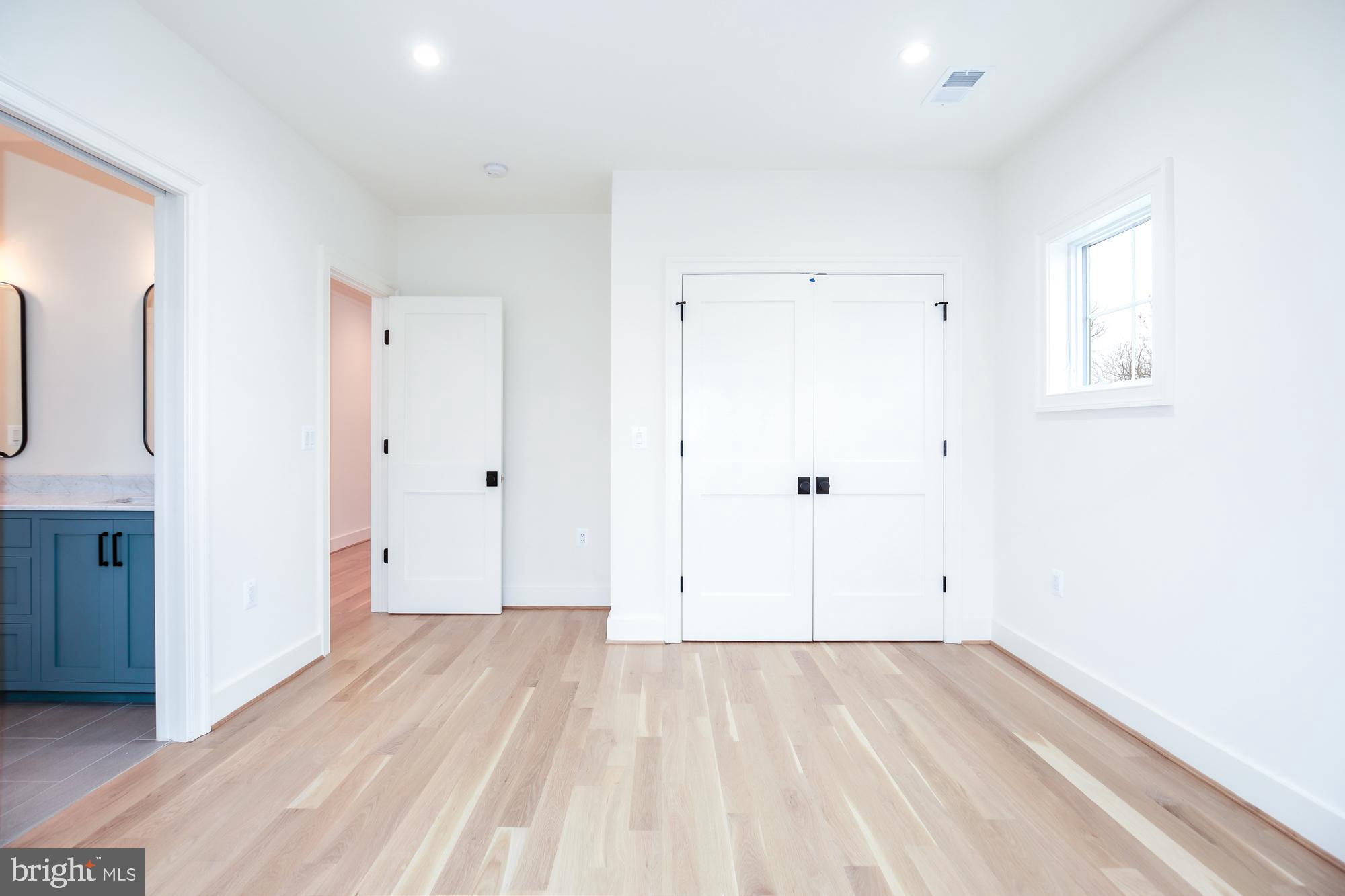 TAKOMA PARK - Residential