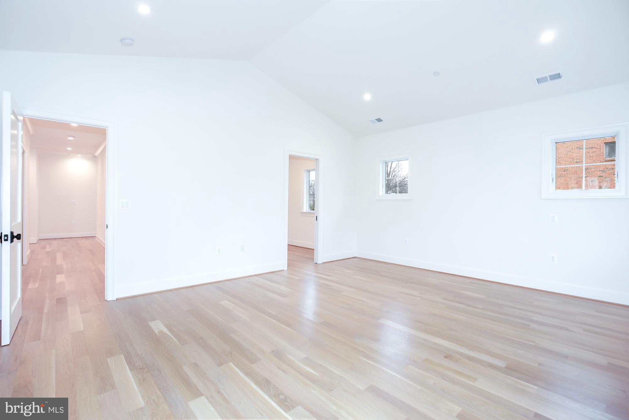 TAKOMA PARK - Residential