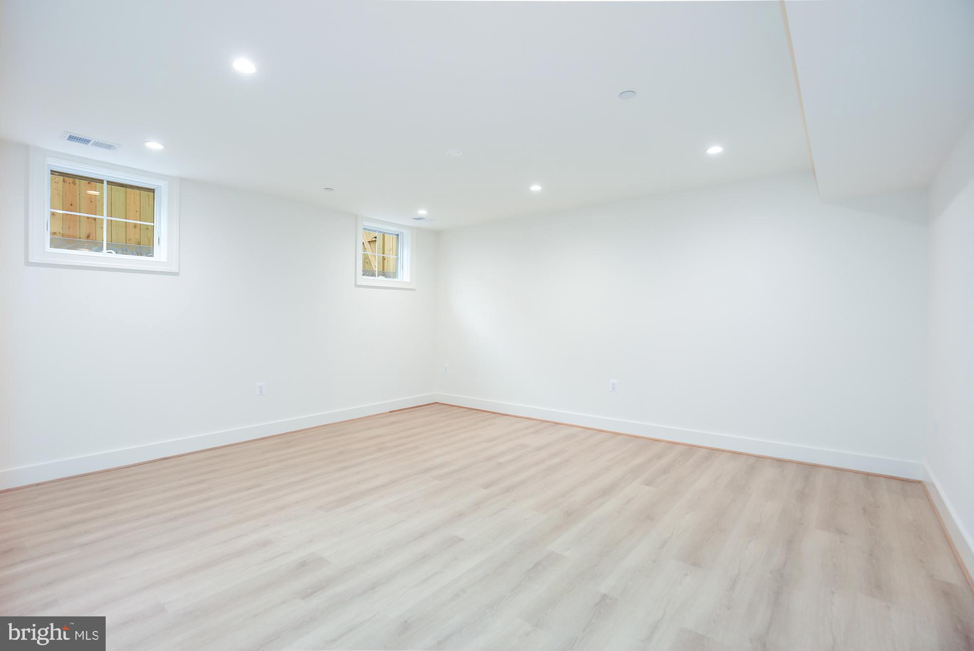 TAKOMA PARK - Residential