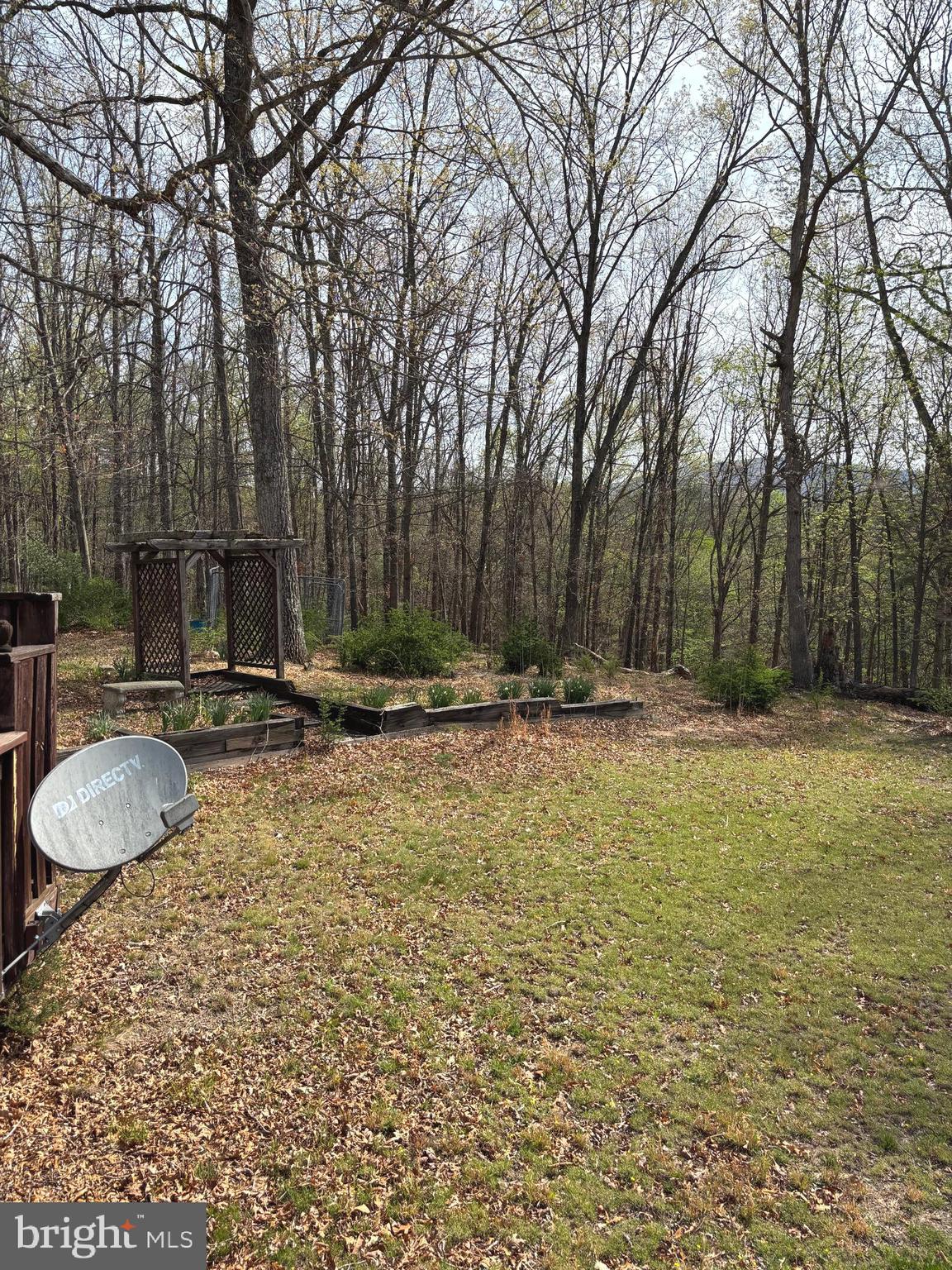 MIDDLE RIDGE ESTATES - Residential