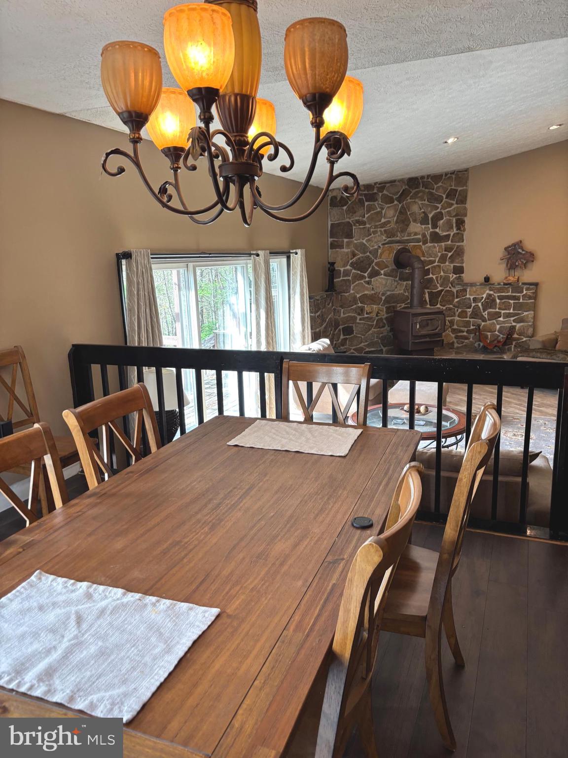 MIDDLE RIDGE ESTATES - Residential