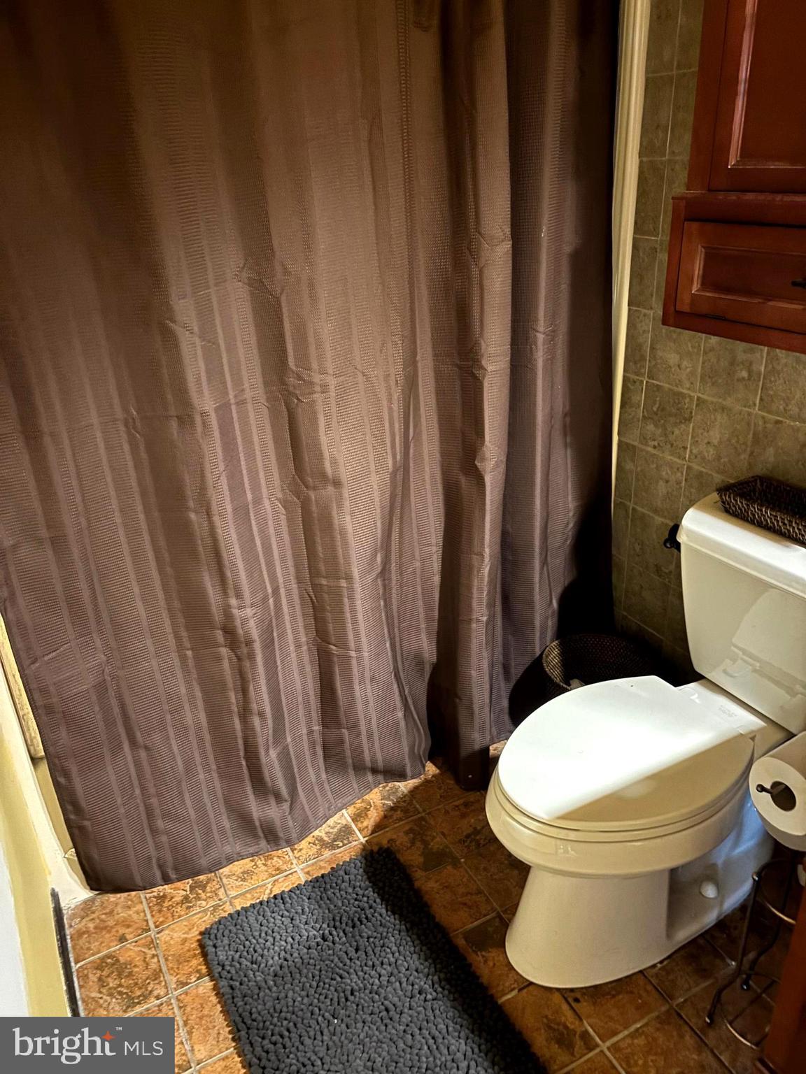 MIDDLE RIDGE ESTATES - Residential