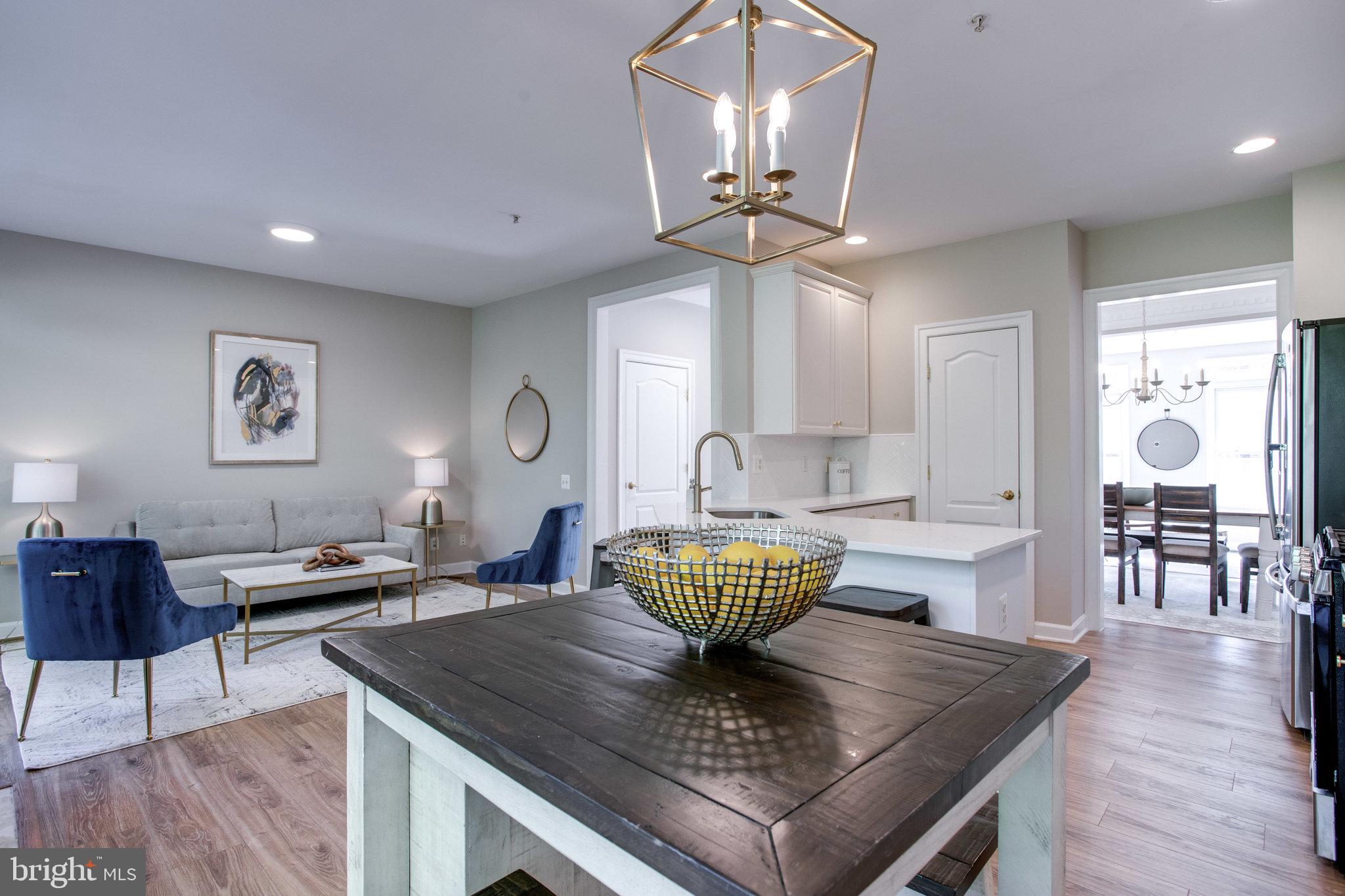 COUNTRY CREEK - Residential