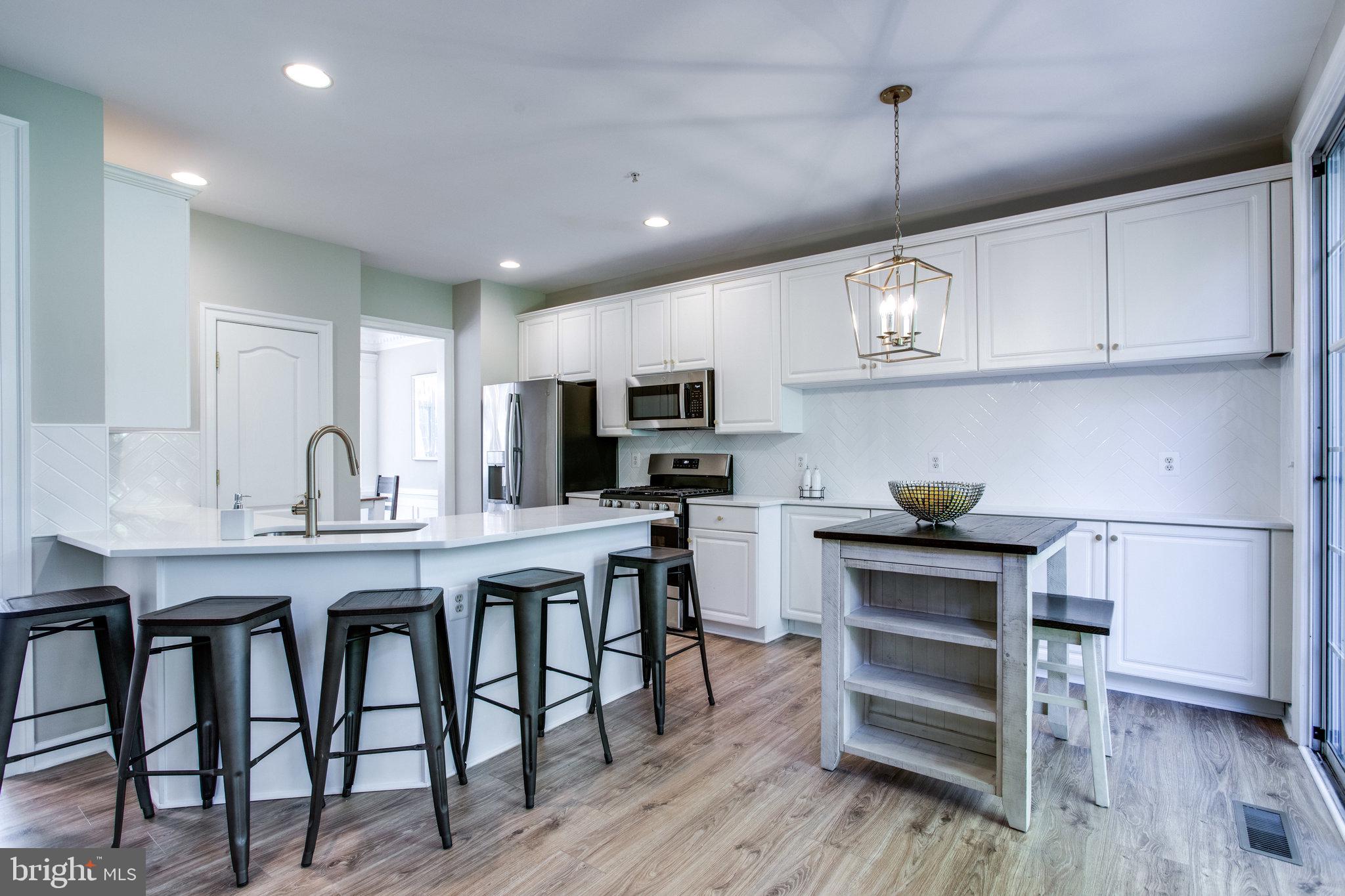 COUNTRY CREEK - Residential