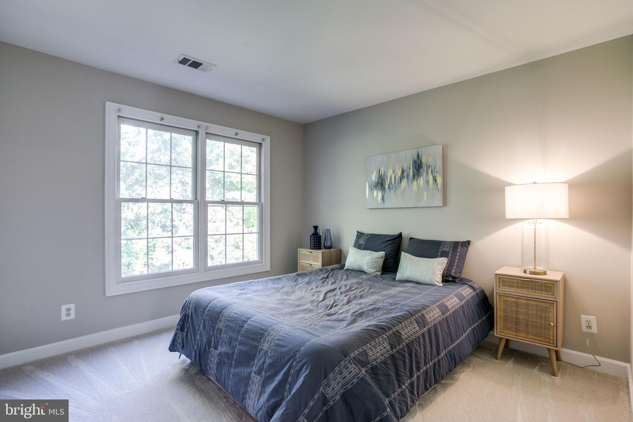 COUNTRY CREEK - Residential