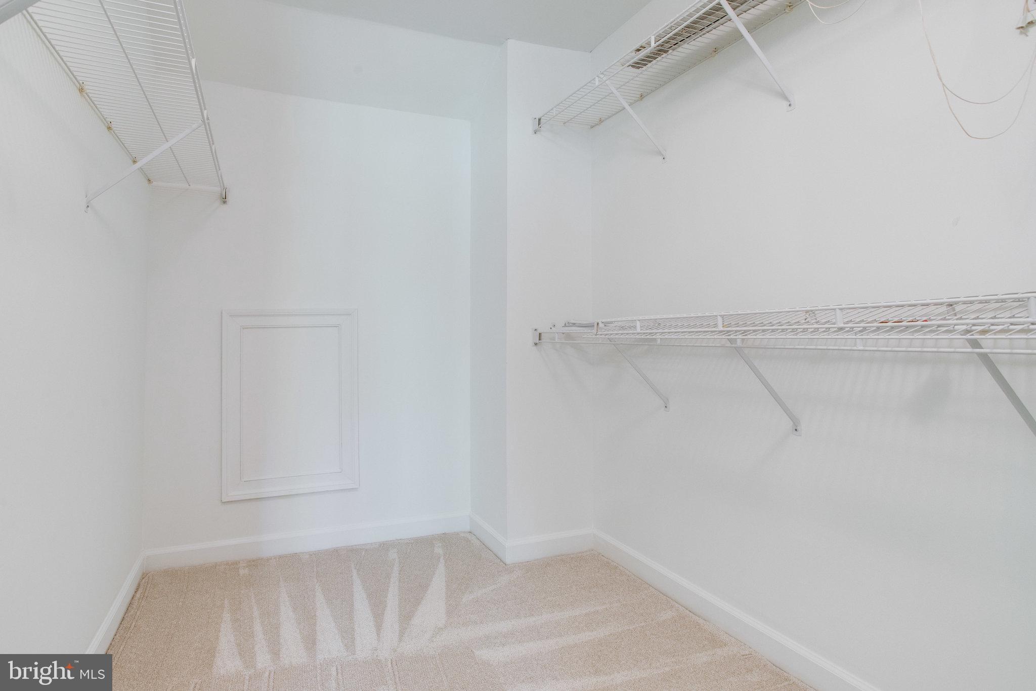 COUNTRY CREEK - Residential