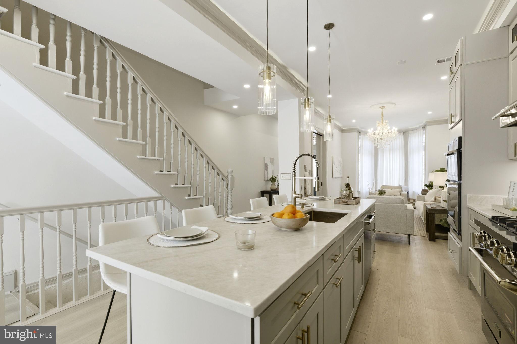 LOGAN CIRCLE - Residential