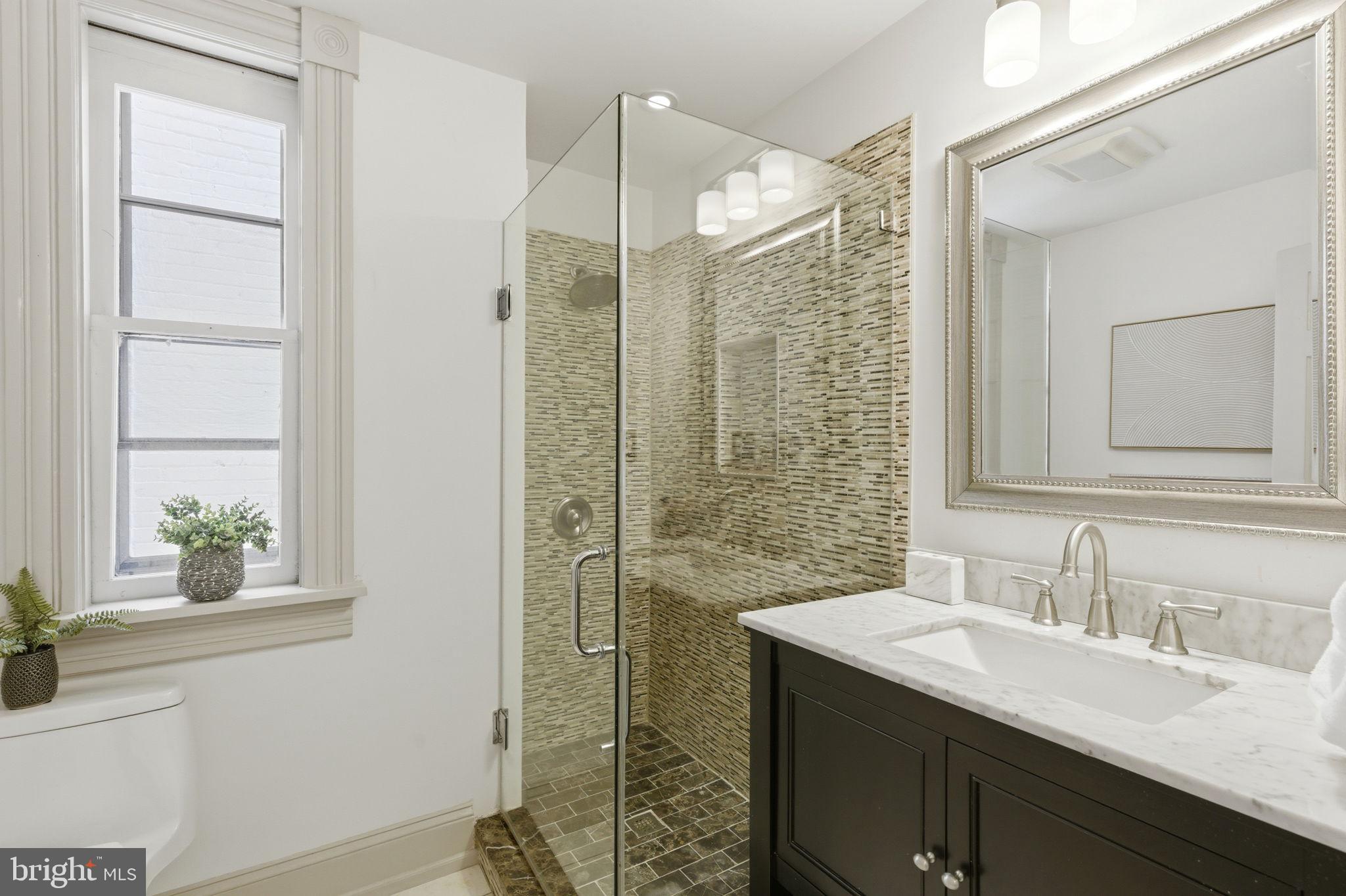 LOGAN CIRCLE - Residential