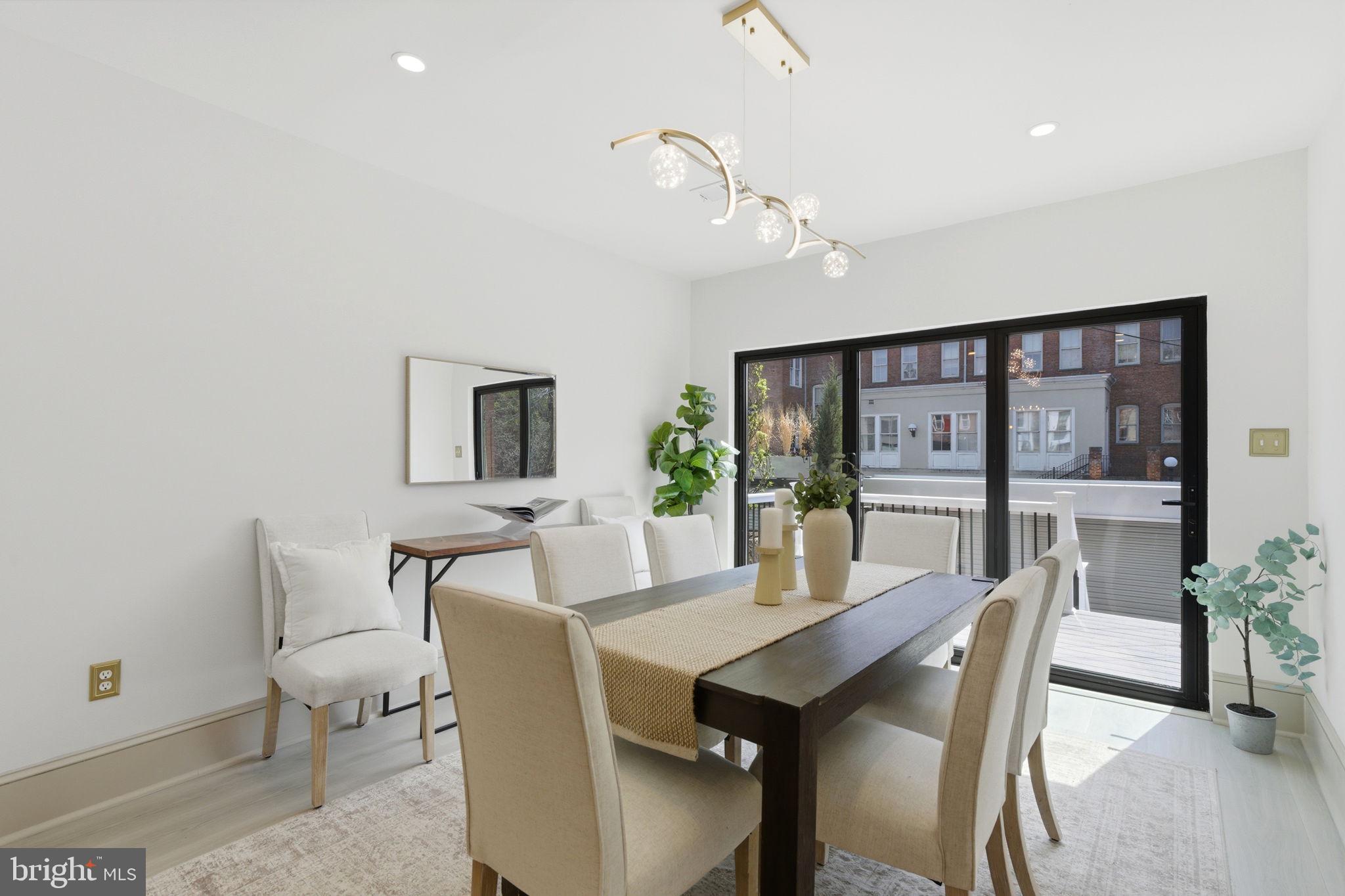 LOGAN CIRCLE - Residential