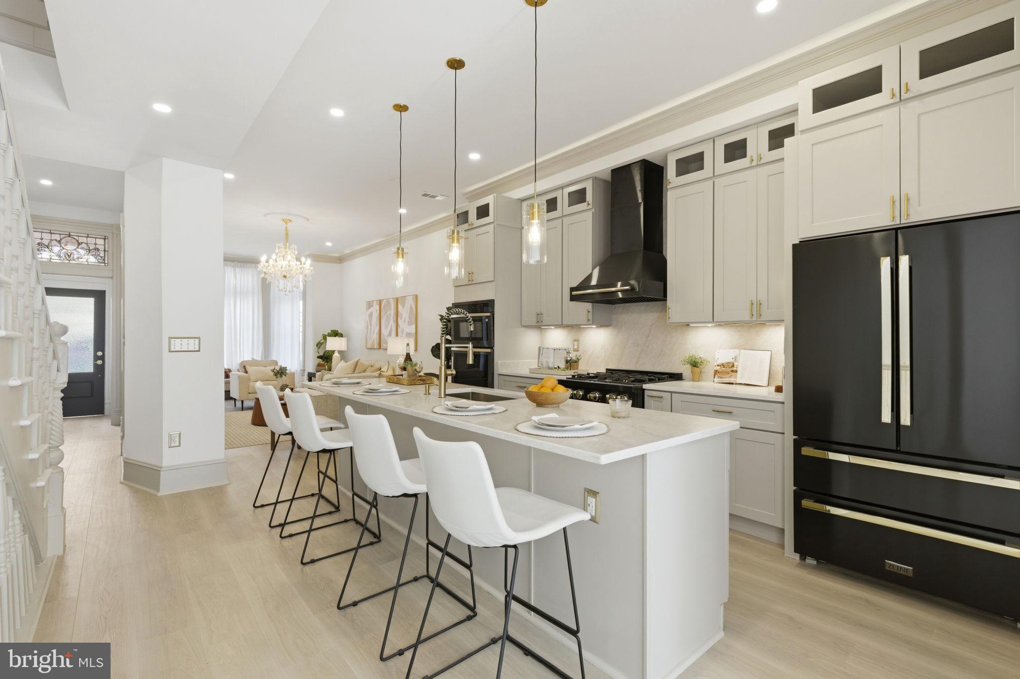 LOGAN CIRCLE - Residential