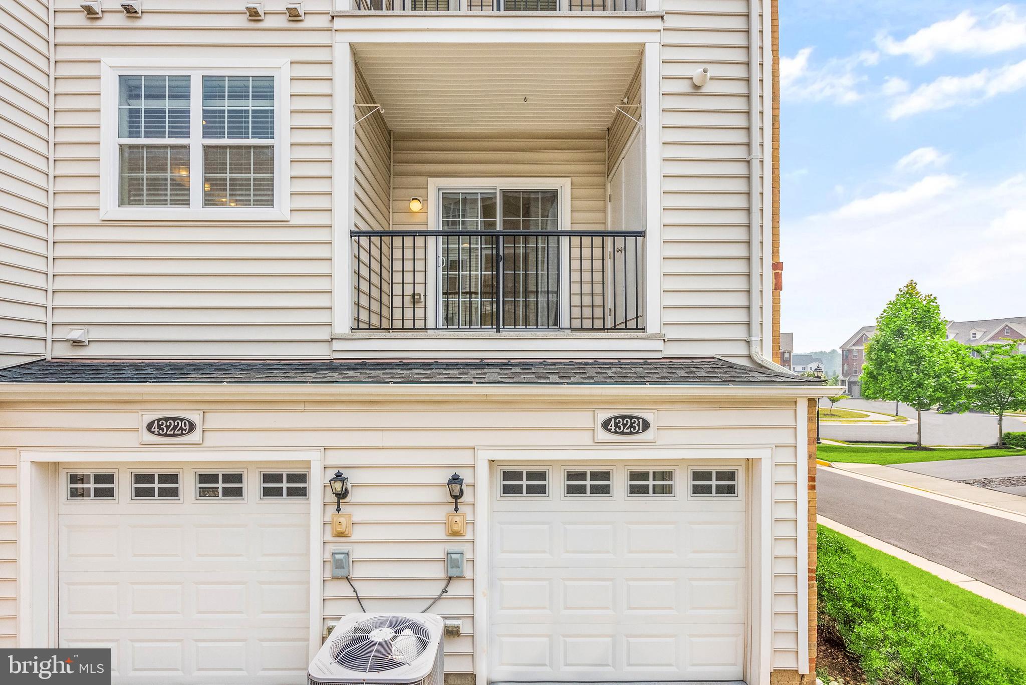 BUCKINGHAM AT LOUDOUN VALLEY - Residential Lease