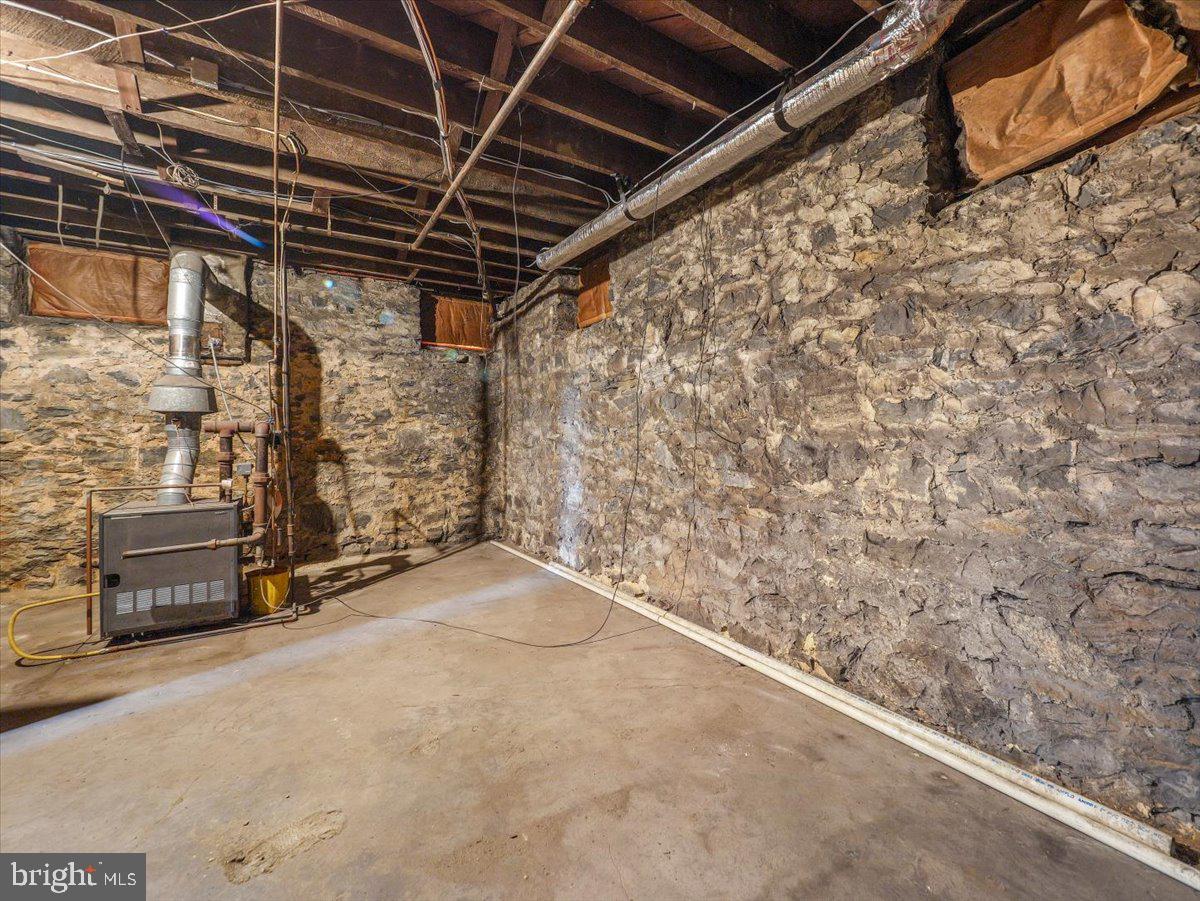 OAK HILL - Residential